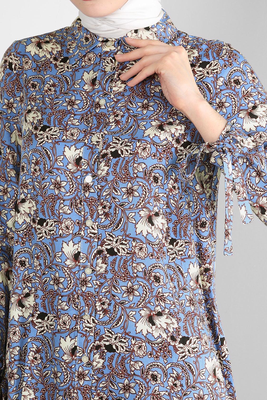 Tesettür giyim MAVİ DESENLİ MANŞETLERİ BAĞLAMA DETAYLI BLUZ 43714