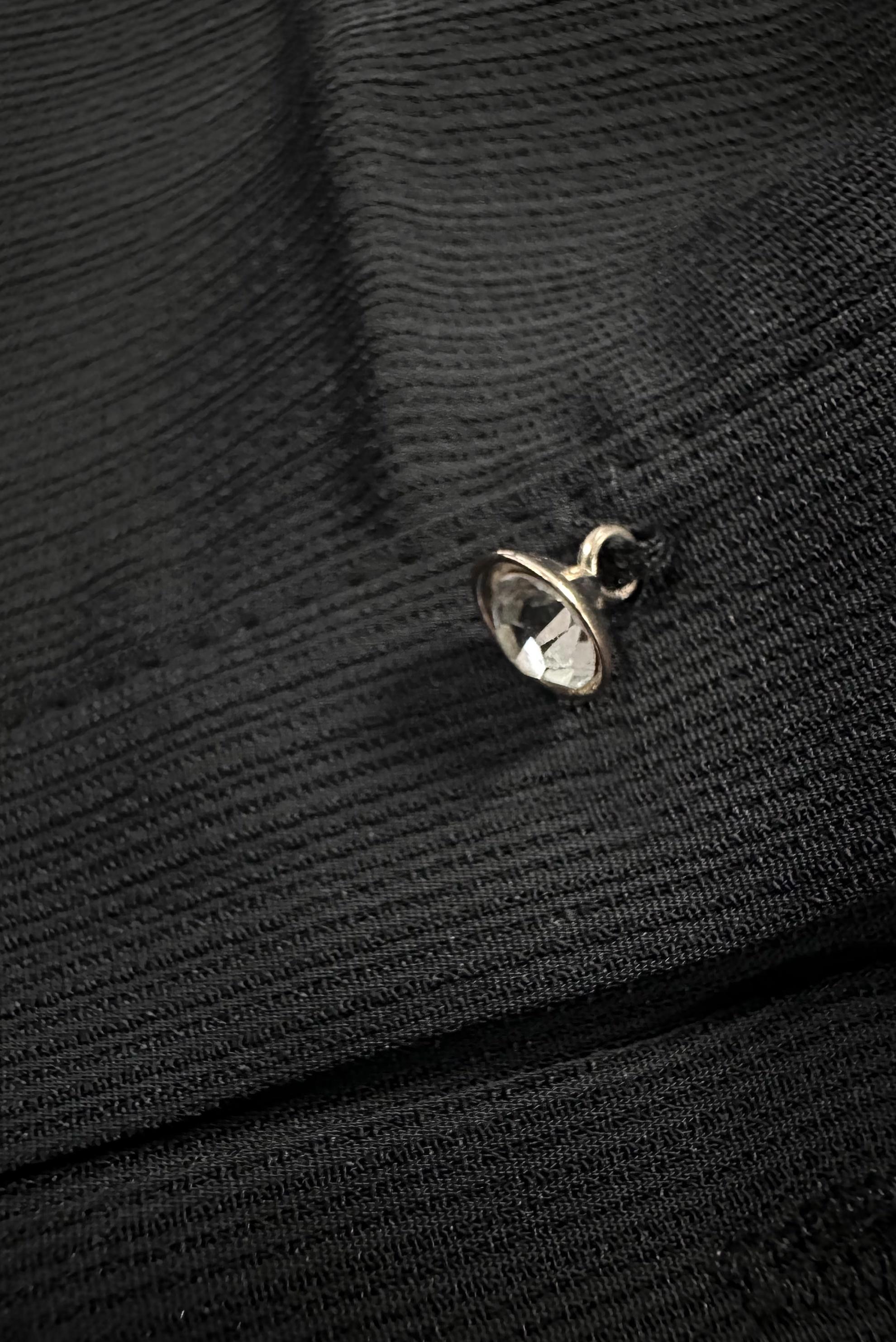 Tesettür giyim SİYAH FIRFIR DETAYLI DÜĞMELİ BLUZ 43777