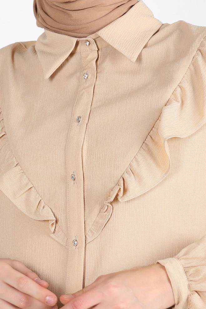Tesettür giyim BEJ FIRFIR DETAYLI DÜĞMELİ BLUZ 43777 - ALVİNA