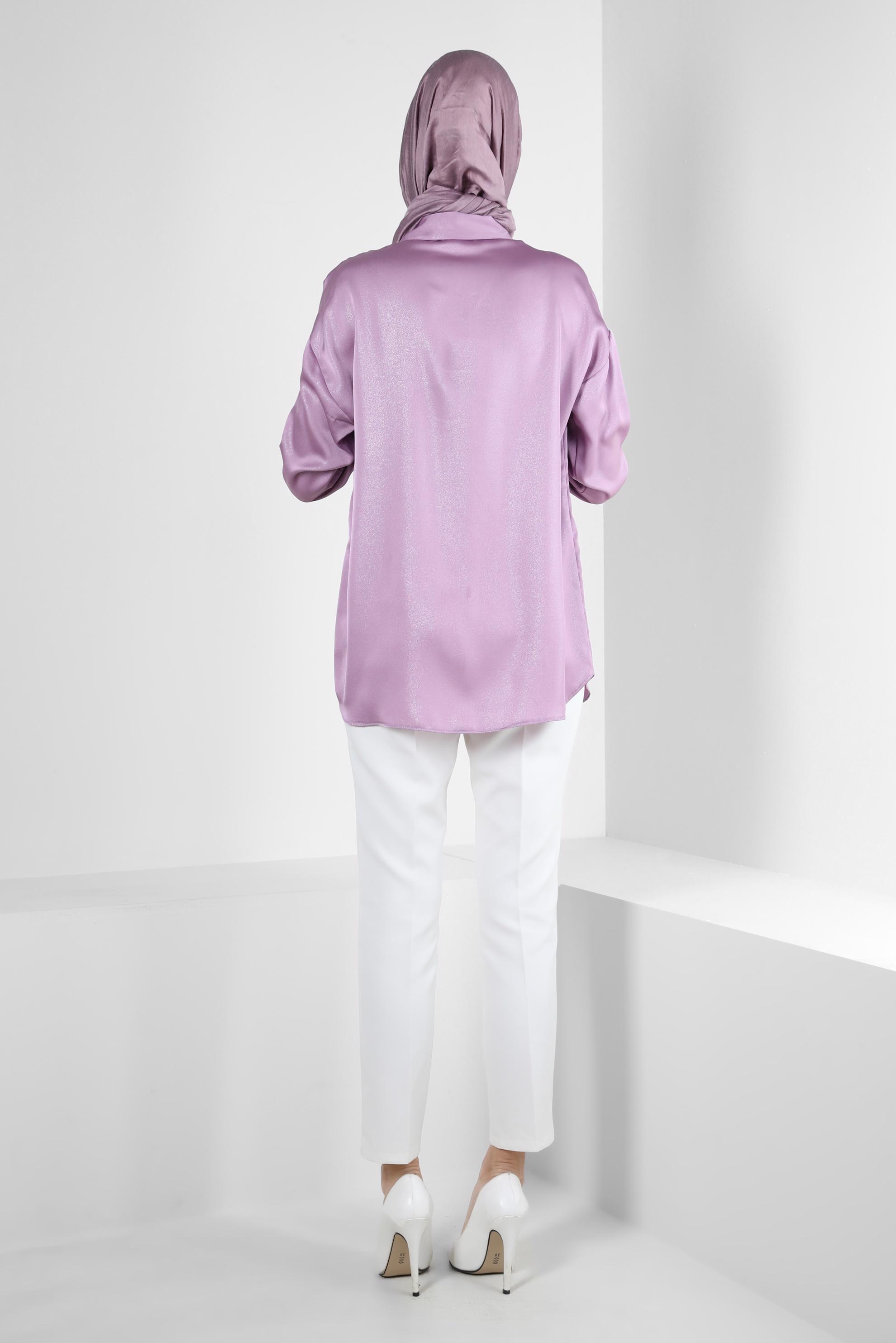 Tesettür giyim MOR ÇİÇEK DETAYLI GÖMLEK YAKA BLUZ 43799