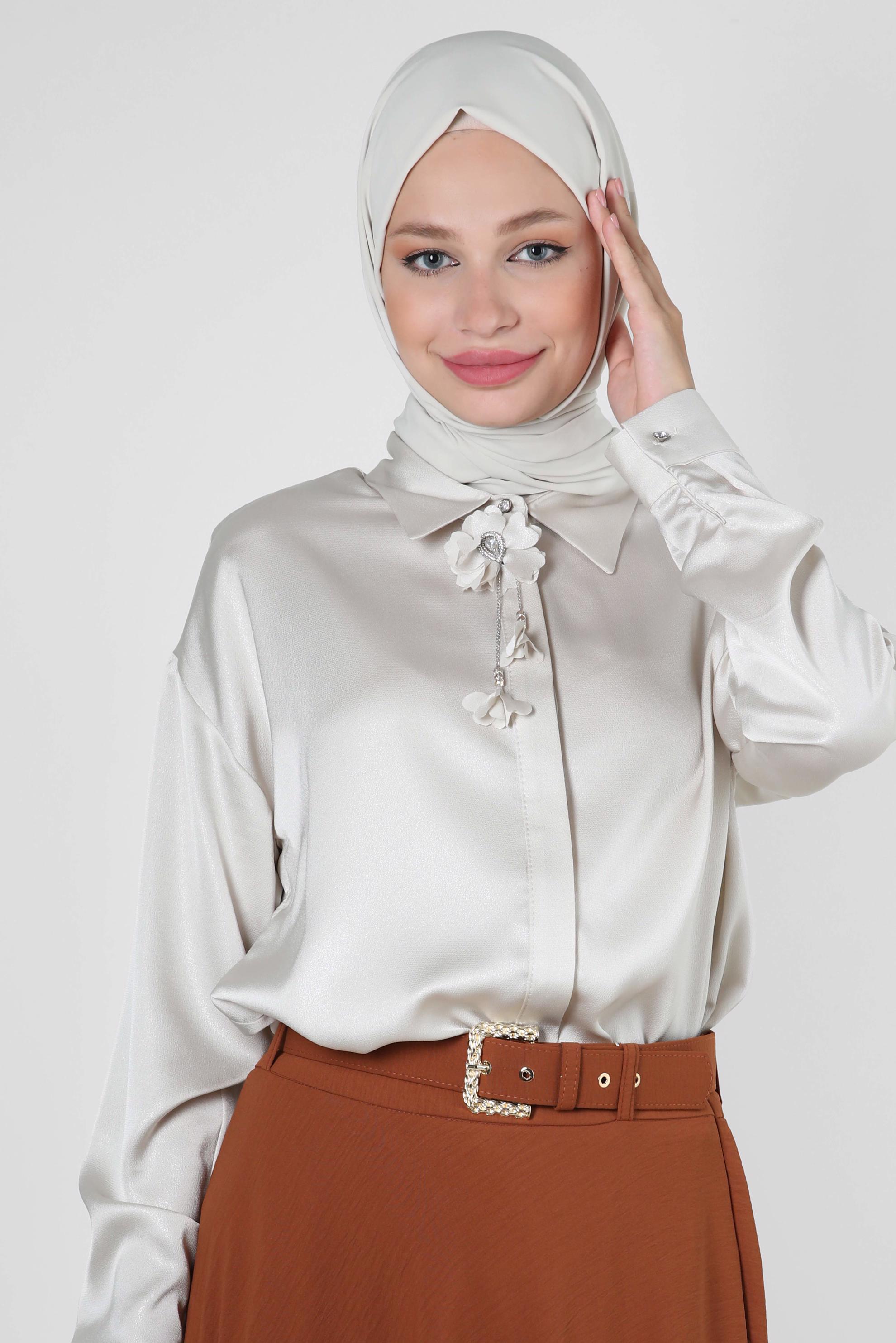 Vêtements hijab BEIGE BLOUSE DÉTAILLÉE FLEUR 43799