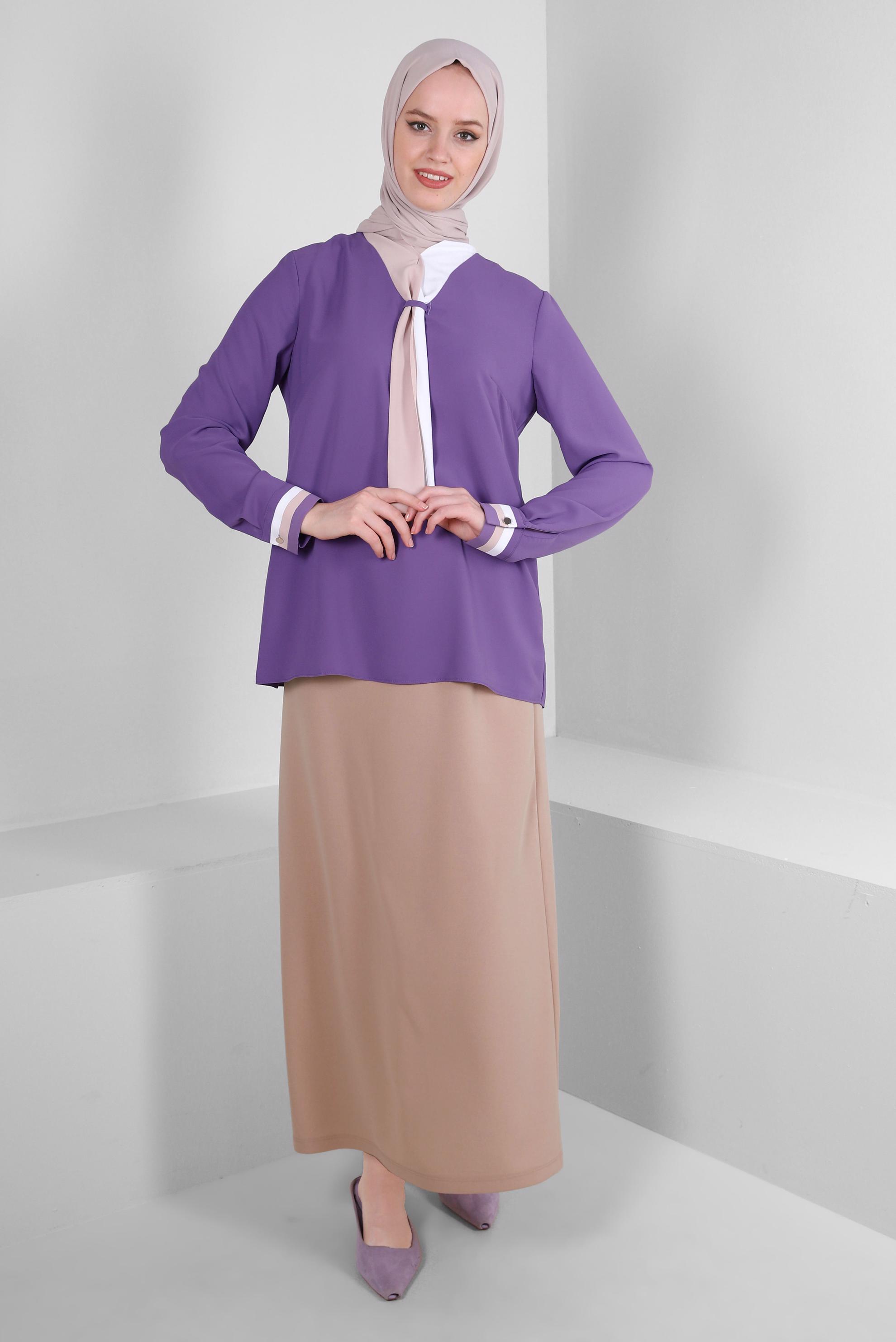 Tesettür giyim MOR YAKASI BAĞLAMA DETAYLI BLUZ 43800
