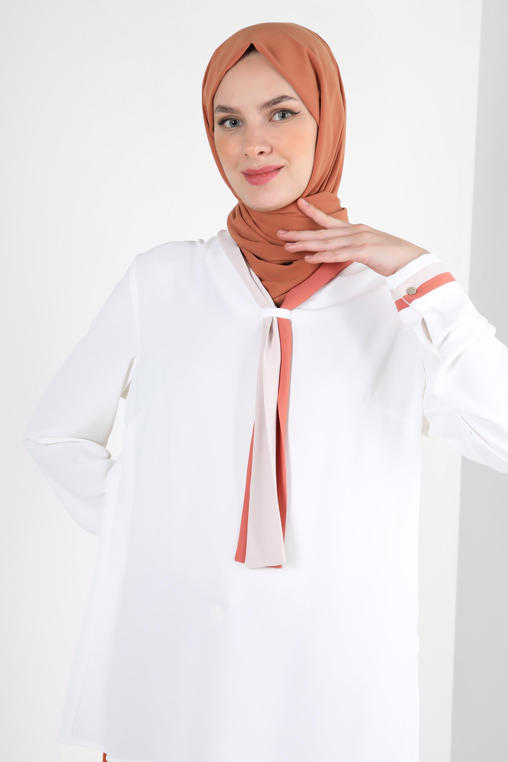 Tesettür giyim BEYAZ YAKASI BAĞLAMA DETAYLI BLUZ 43800