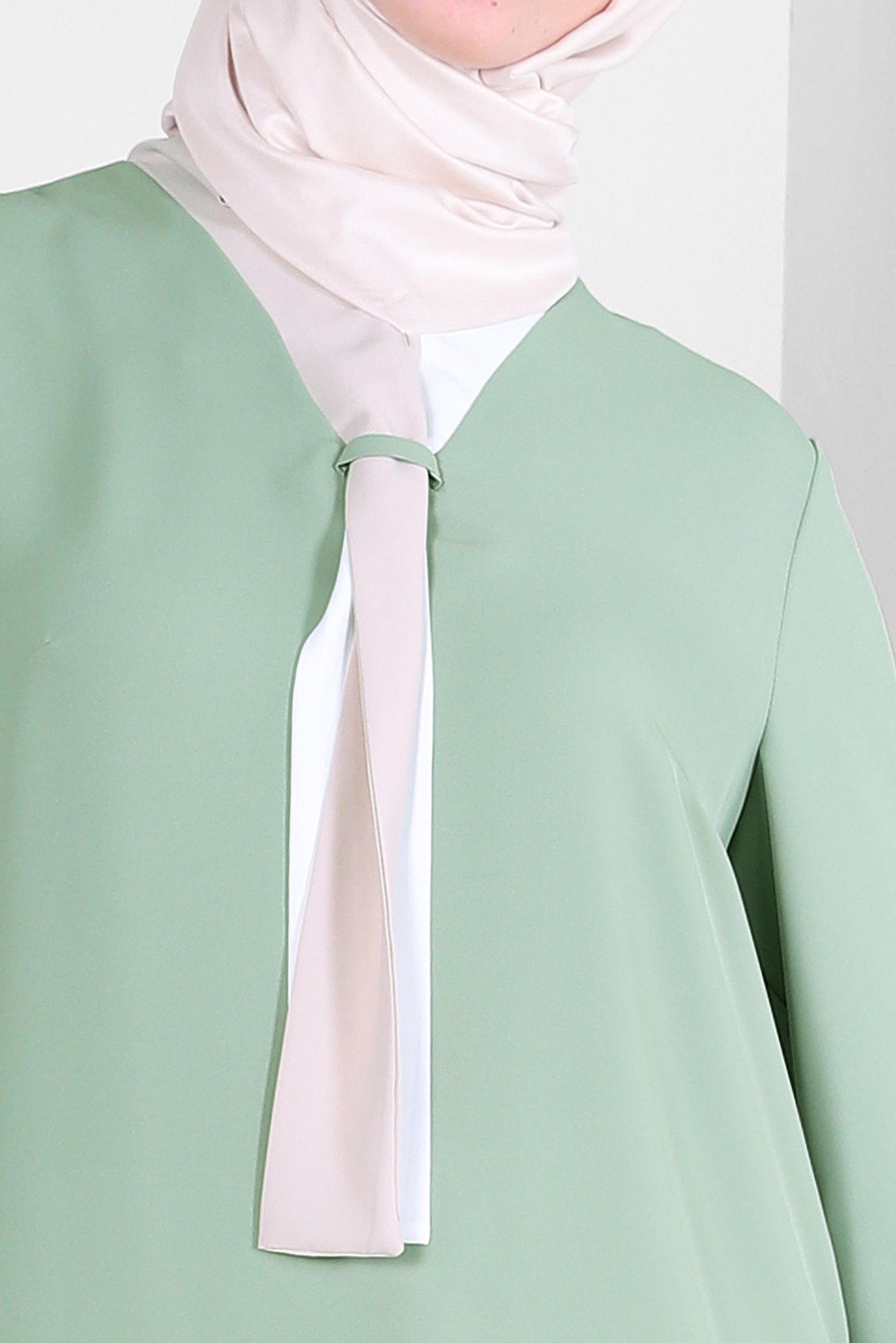 Tesettür giyim YEŞİL YAKASI BAĞLAMA DETAYLI BLUZ 43800