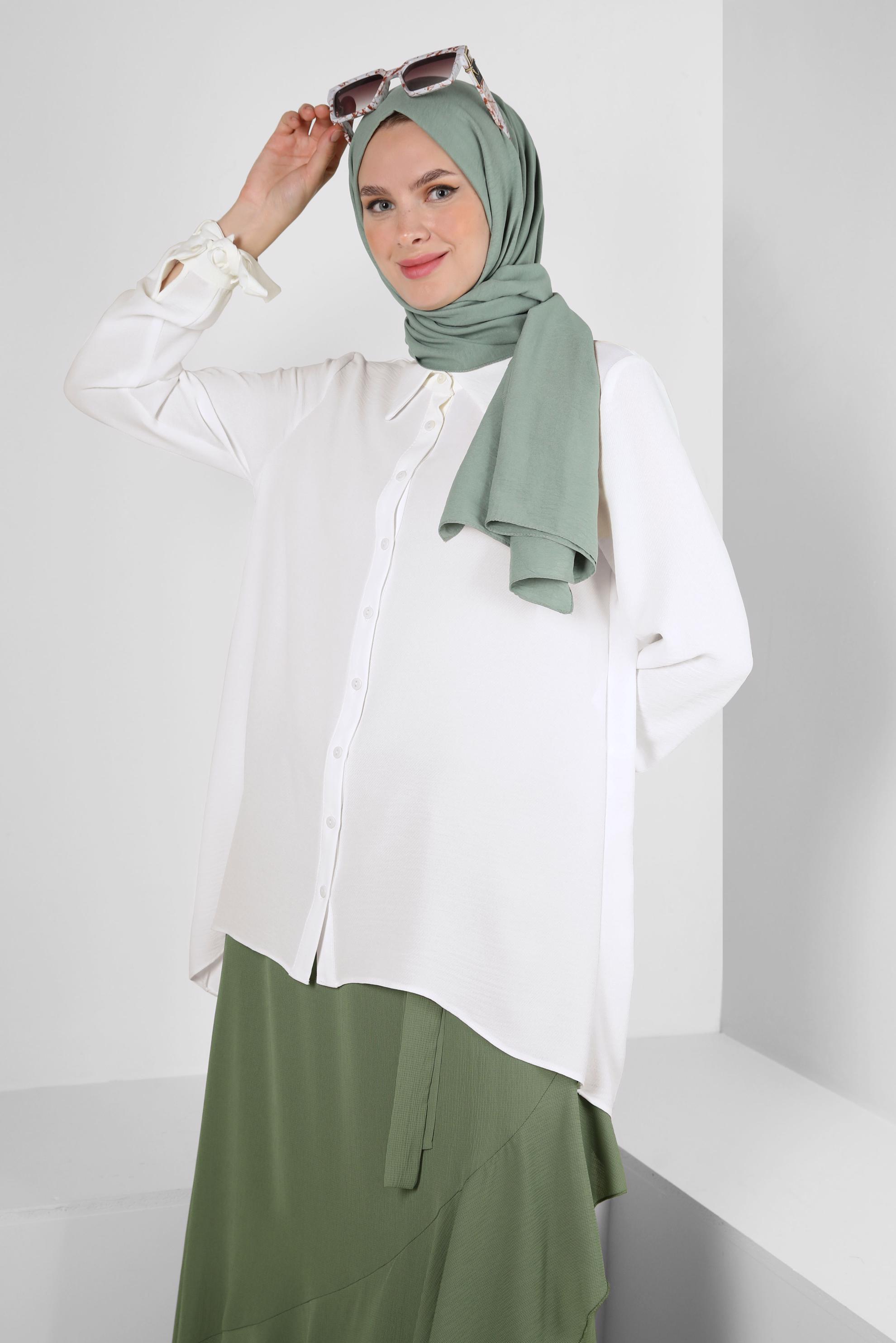 Tesettür giyim BEYAZ ASİMETRİK KESİM DÜĞMELİ BLUZ 43801