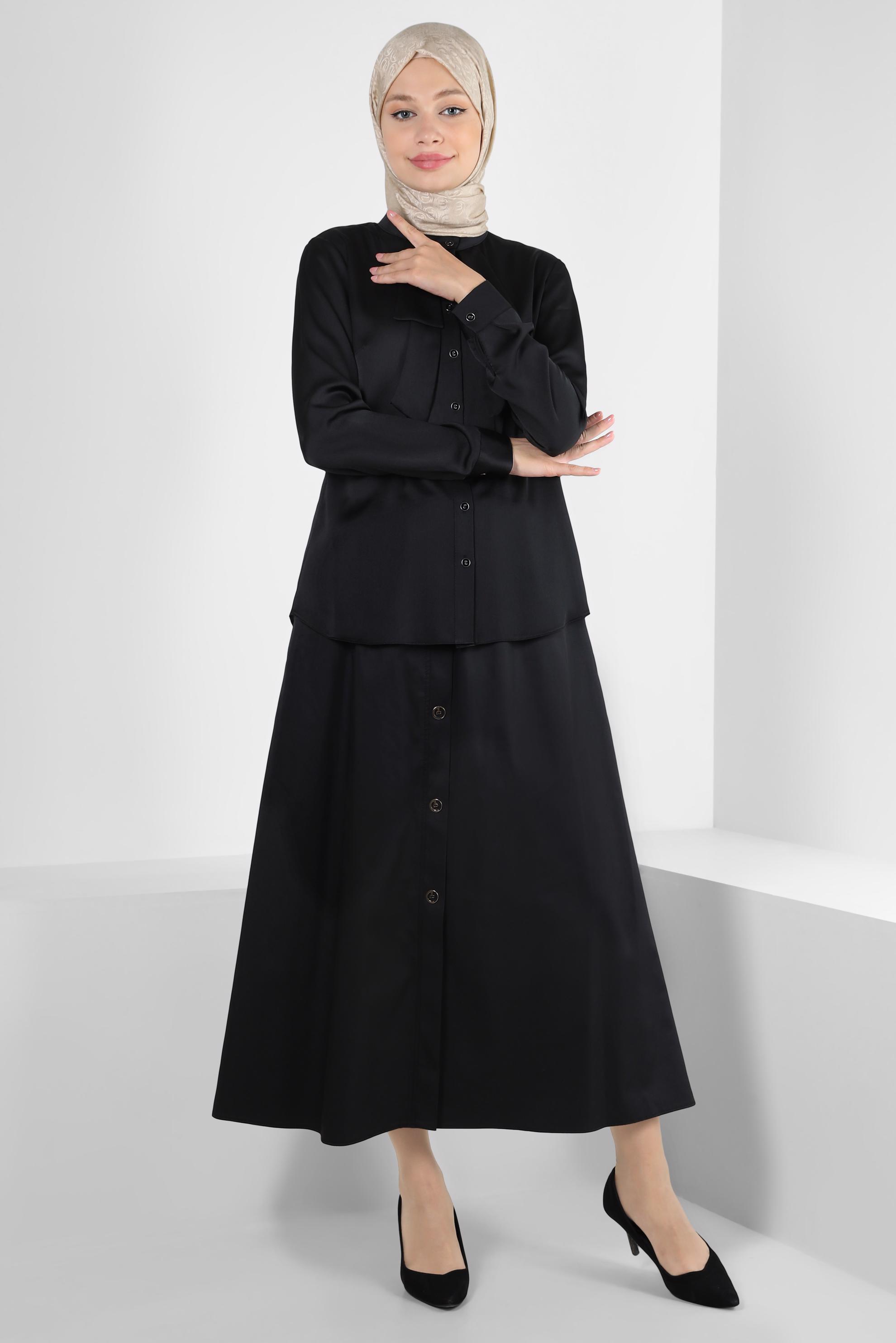 Tesettür giyim SİYAH DÜĞMELİ SATEN BLUZ 43867