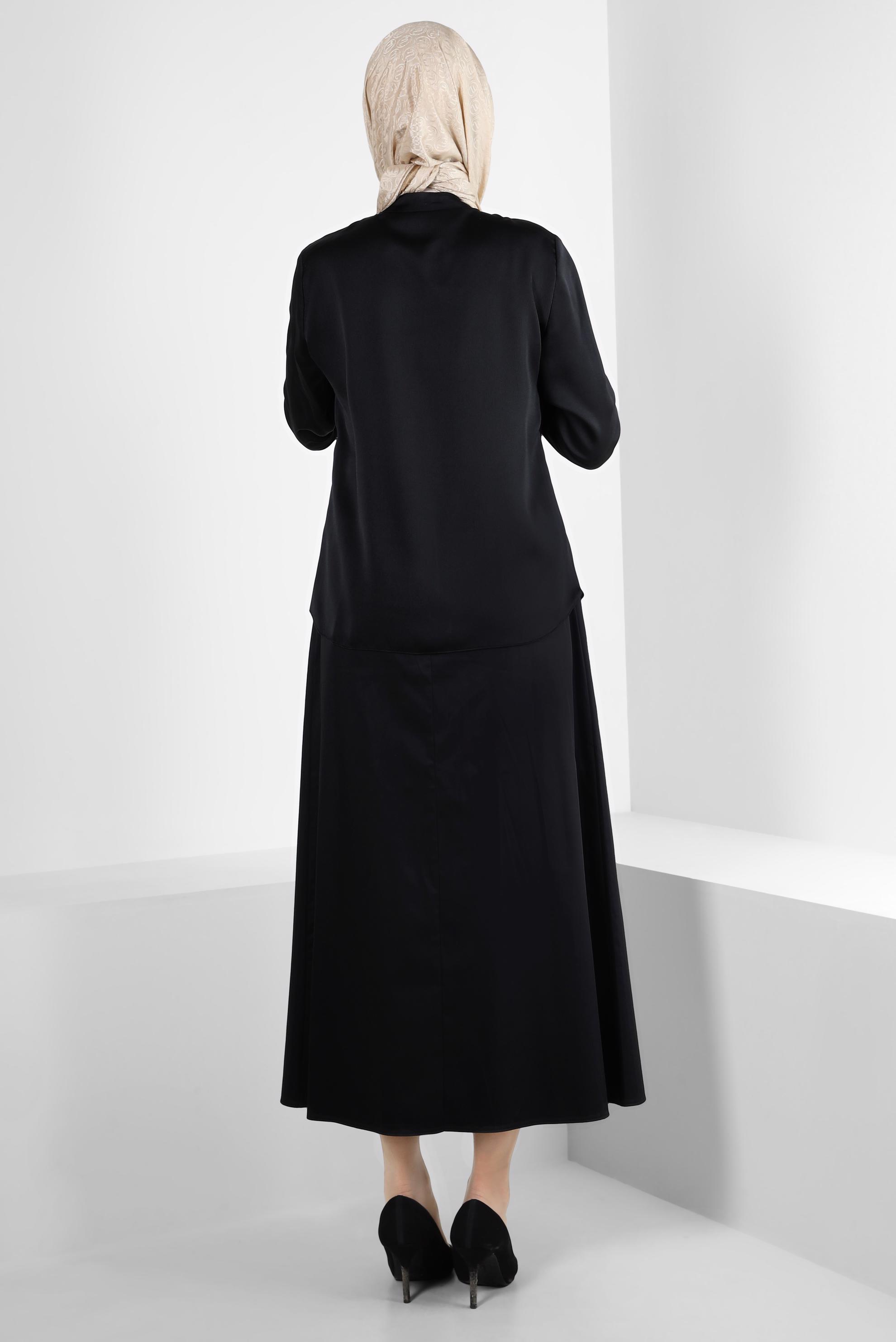 Tesettür giyim SİYAH DÜĞMELİ SATEN BLUZ 43867