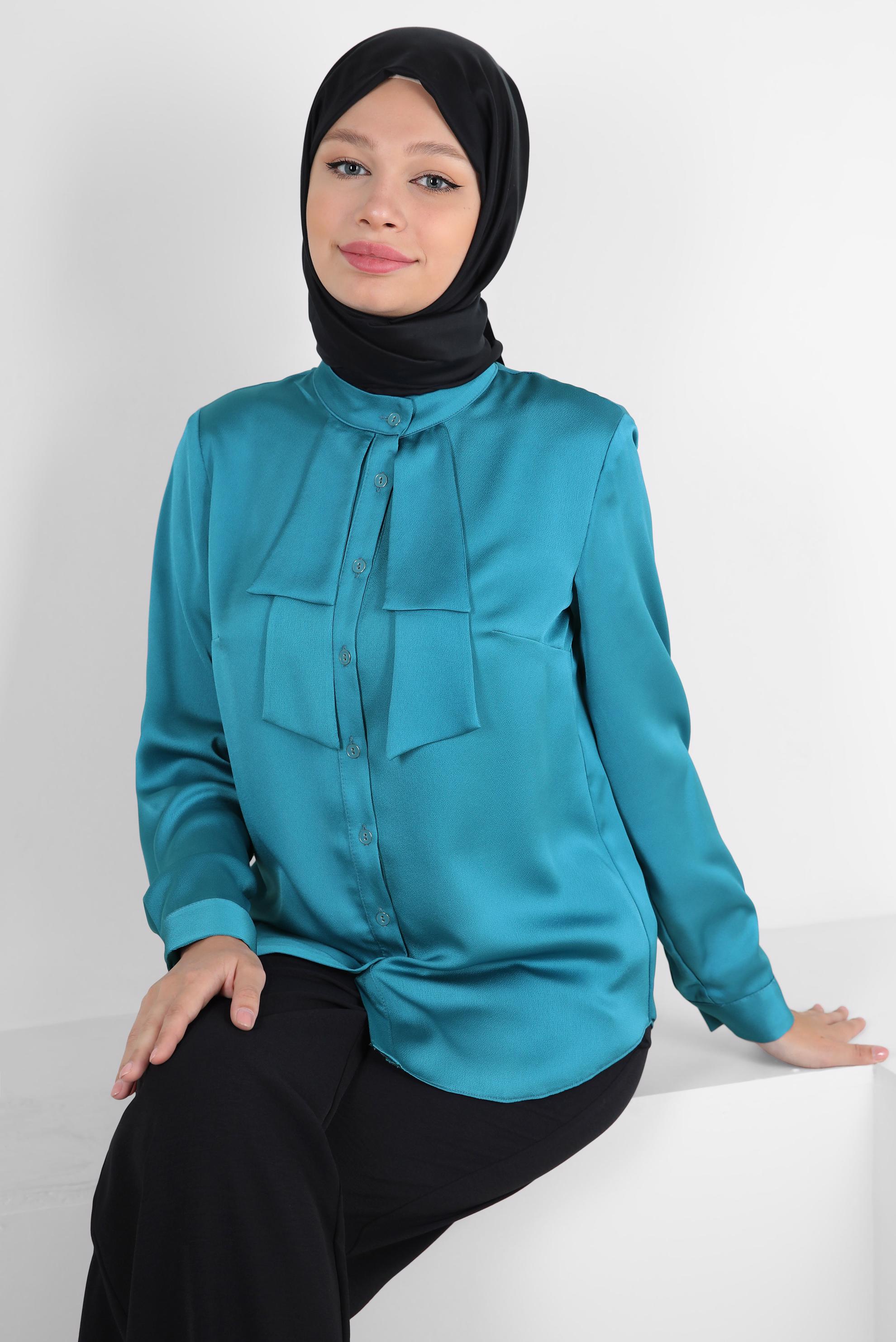 Tesettür giyim MAVİ DÜĞMELİ SATEN BLUZ 43867