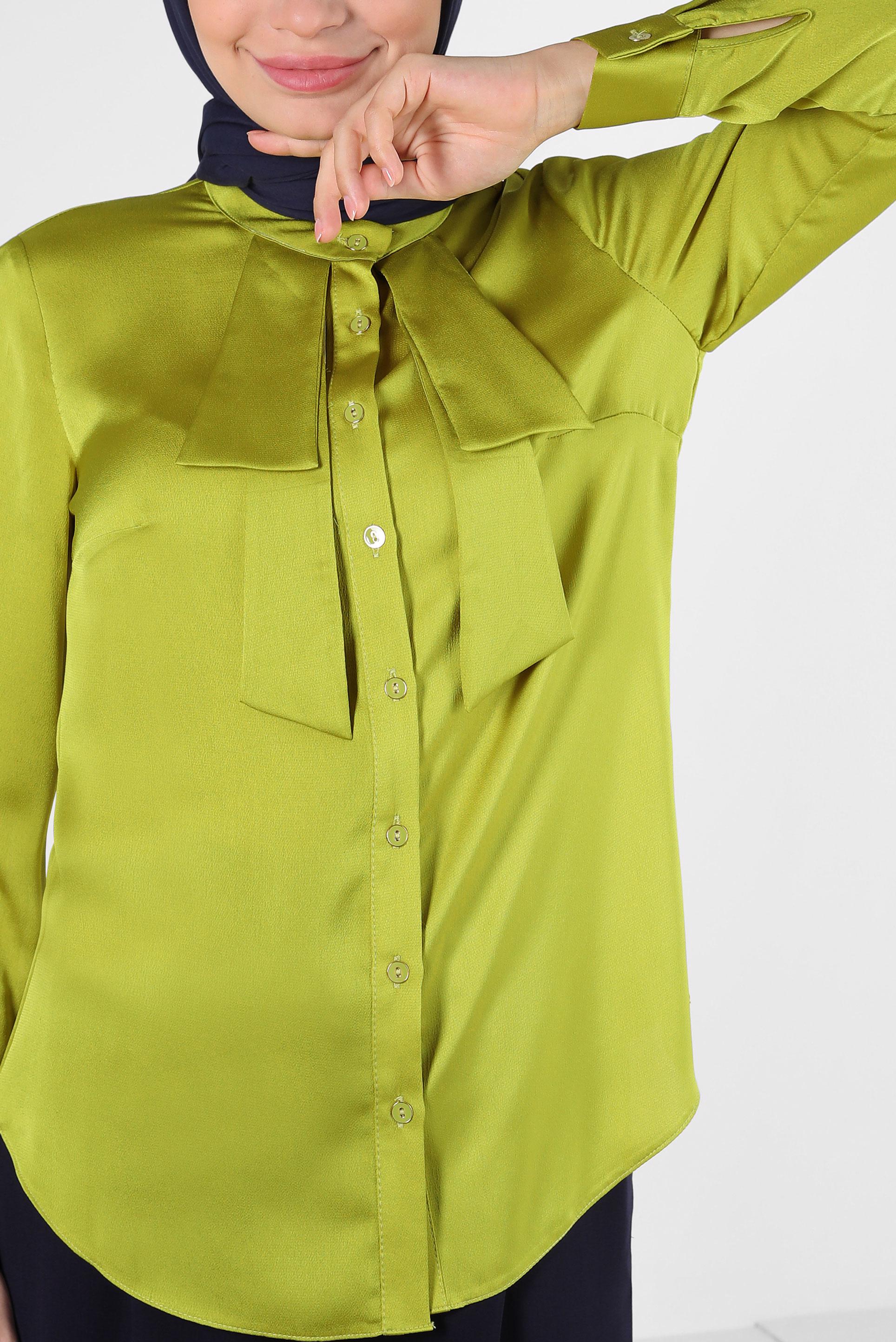 Tesettür giyim YEŞİL DÜĞMELİ SATEN BLUZ 43867