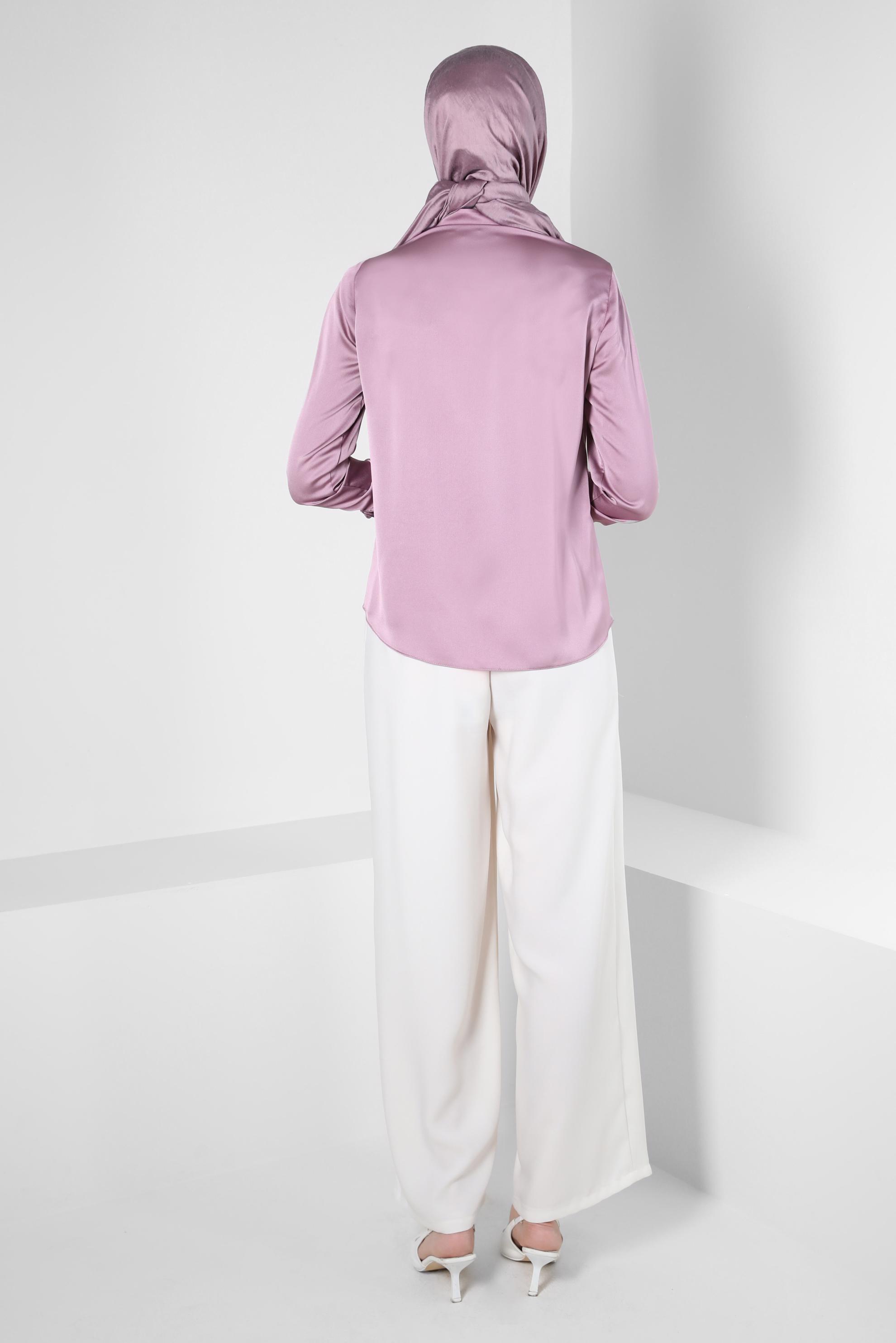 Tesettür giyim MOR DÜĞMELİ SATEN BLUZ 43867