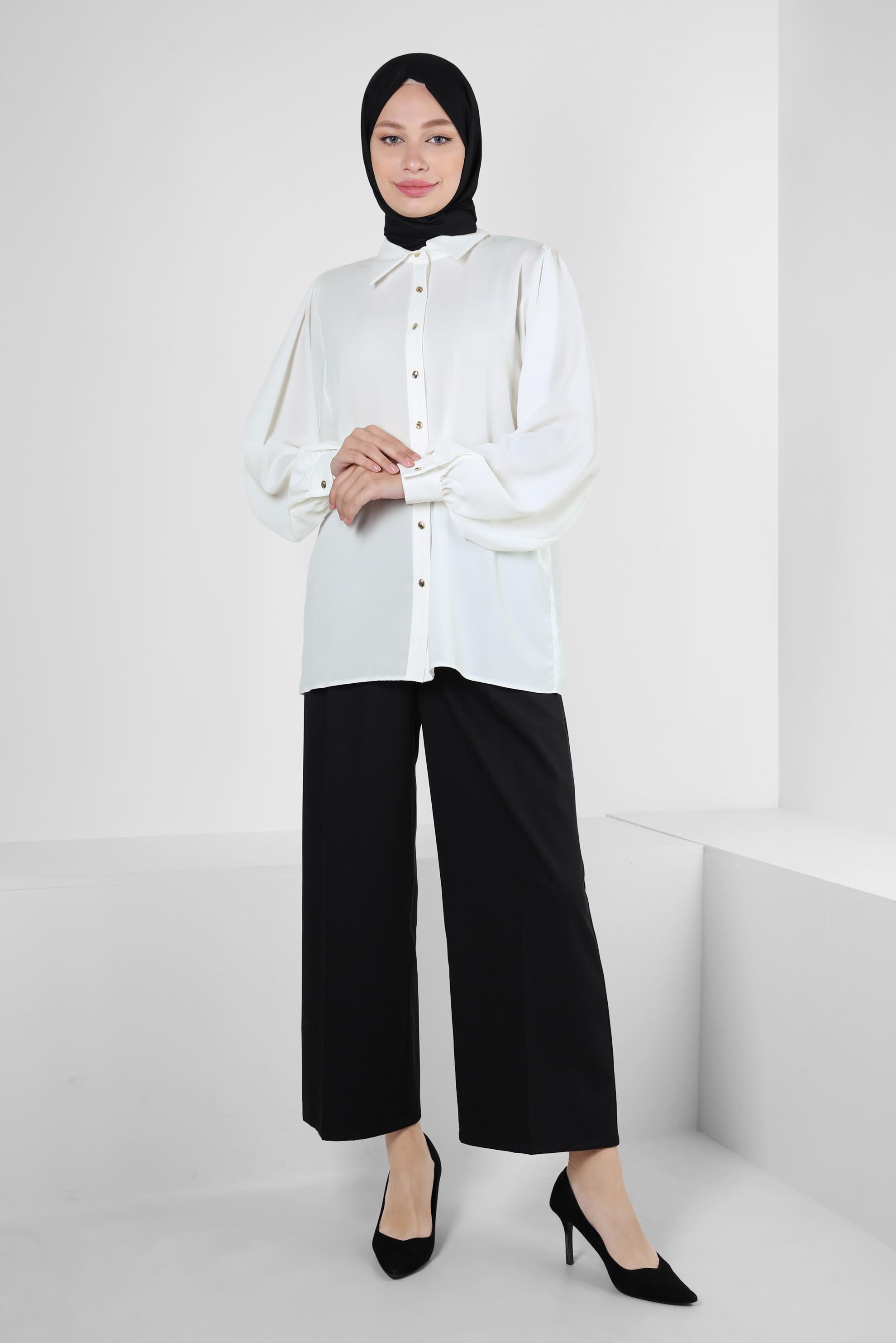 Tesettür giyim BEYAZ BALON KOL DÜĞMELİ BLUZ 43870