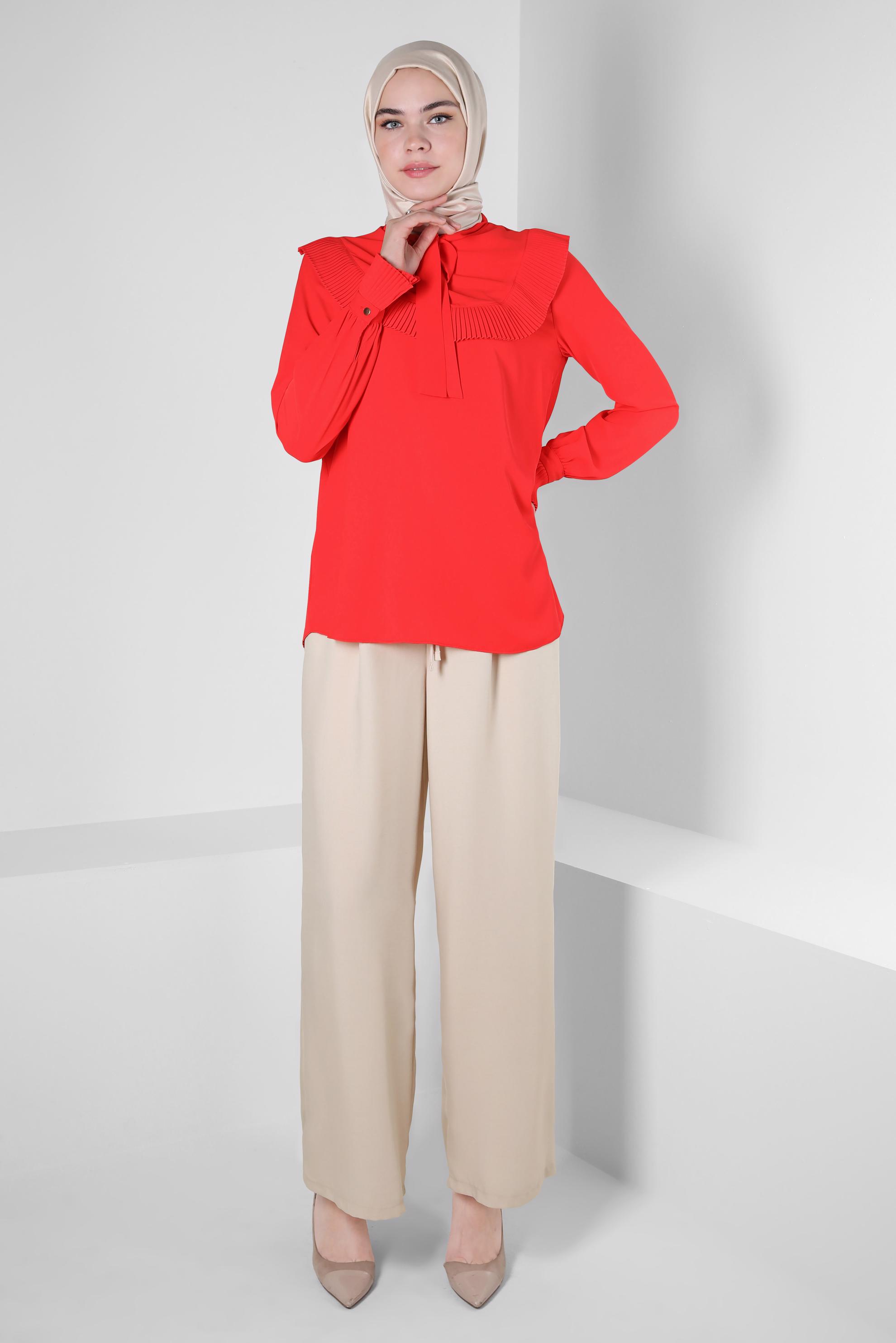 Tesettür giyim KIRMIZI PİLİSE DETAYLI BLUZ 43898