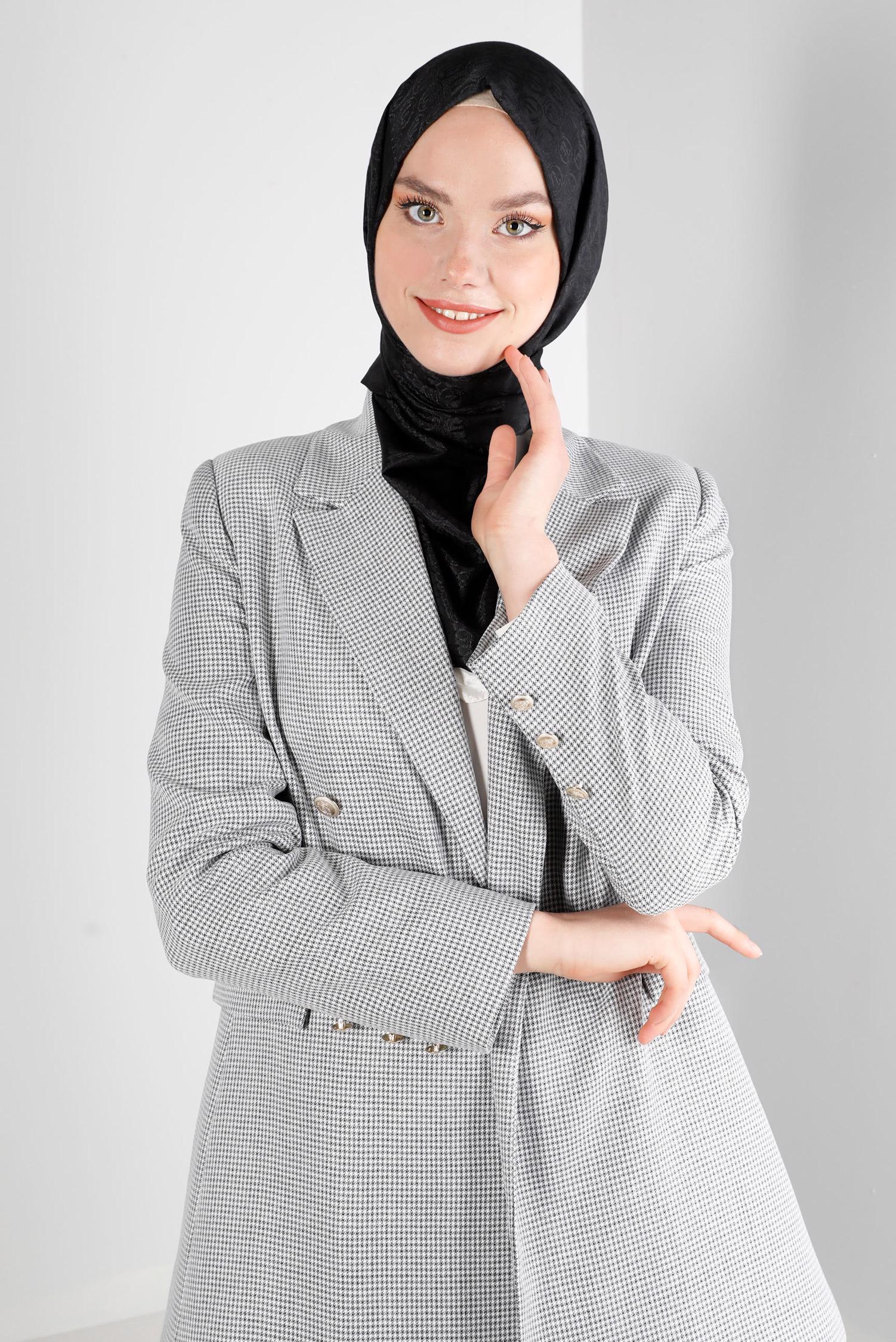Tesettür giyim SİYAH PÖTİKARE DESENLİ DÜĞMELİ CEKET 43634