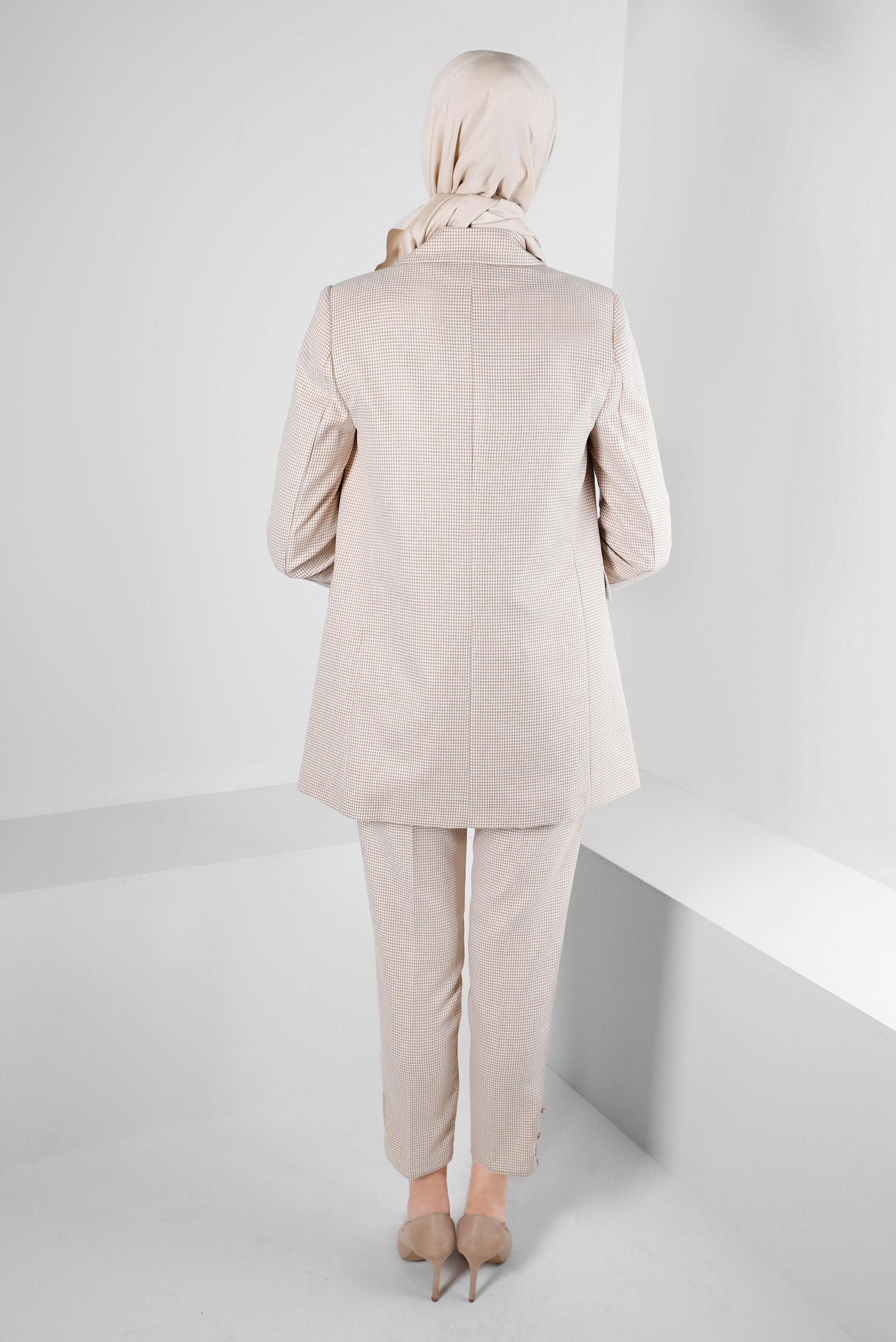 Tesettür giyim KAHVE PÖTİKARE DESENLİ DÜĞMELİ CEKET 43634