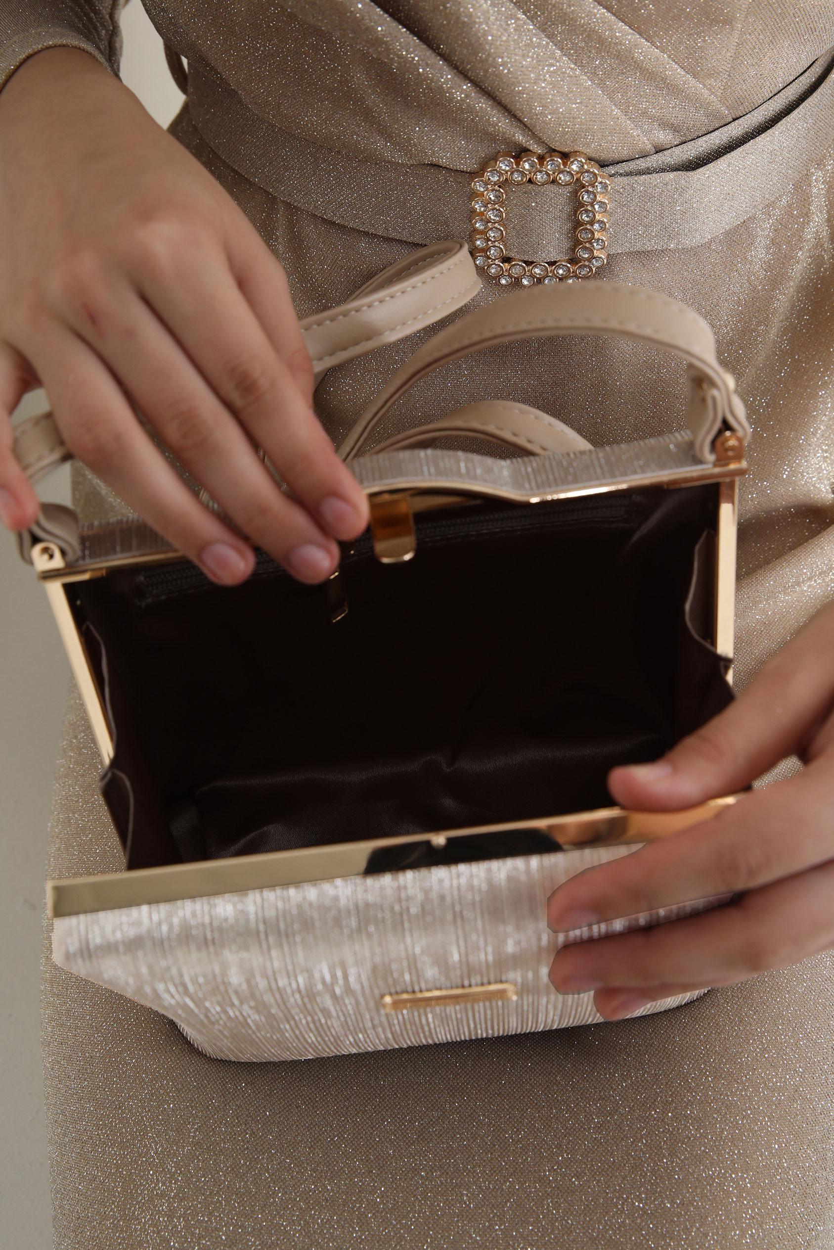 Tesettür giyim ALTIN ALVİNA ABİYE ÇANTA 410-1