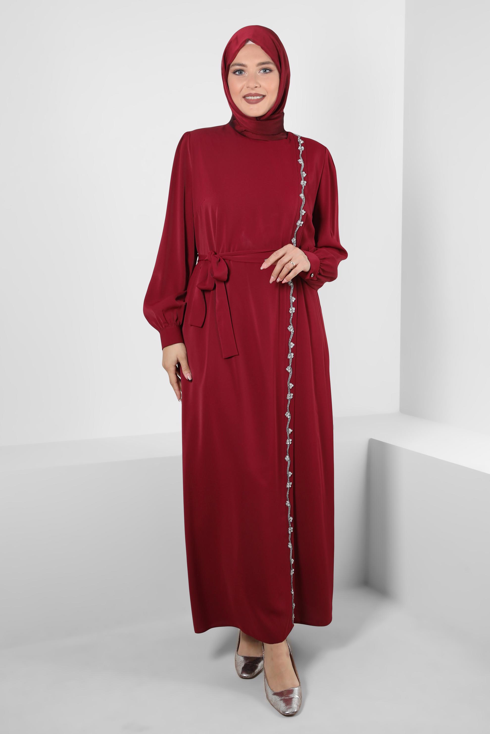 Vêtements hijab ROUGE BORDEAUX ROBE CEINTURÉE BRODÉE DE GEMMES 20356