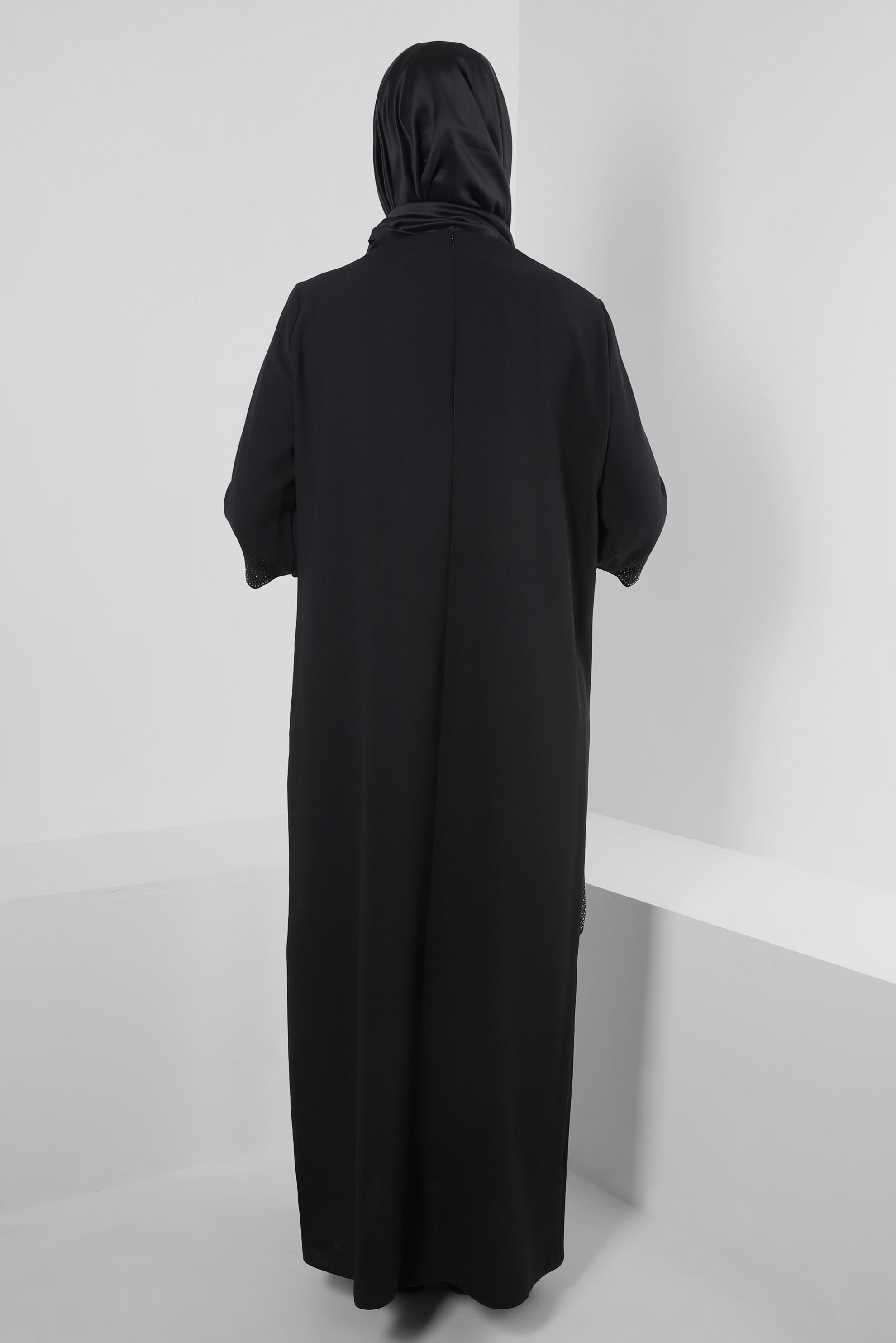 Tesettür giyim SİYAH ZİNCİR DETAYLI TAŞLI KREP ELBİSE 20381