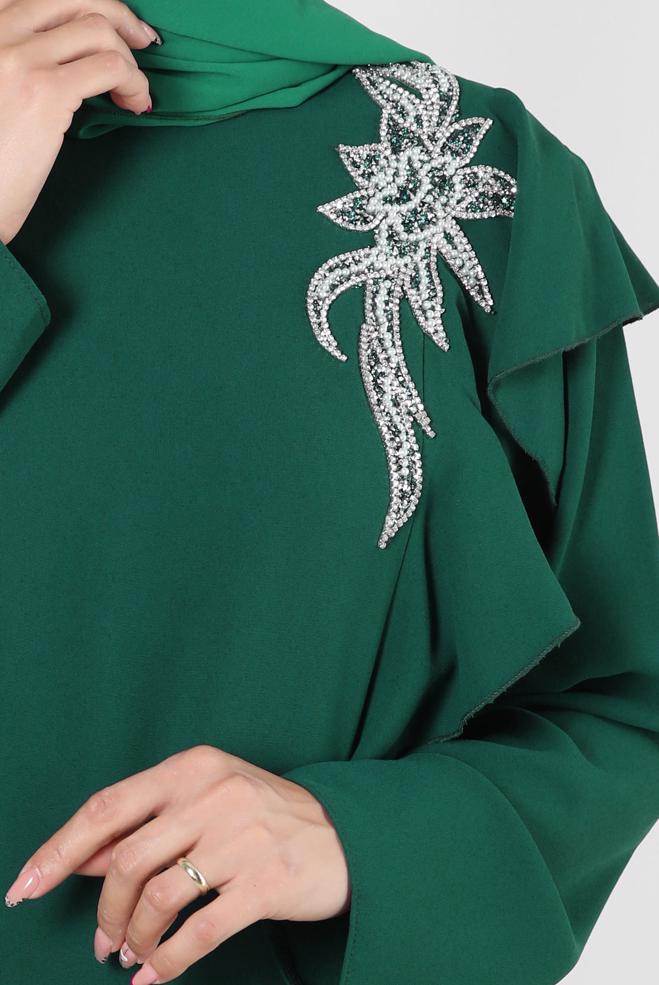 Tesettür giyim YEŞİL OMZU TAŞ VE BONCUK İŞLEMELİ KREP ELBİSE 20394 - ALVİNA