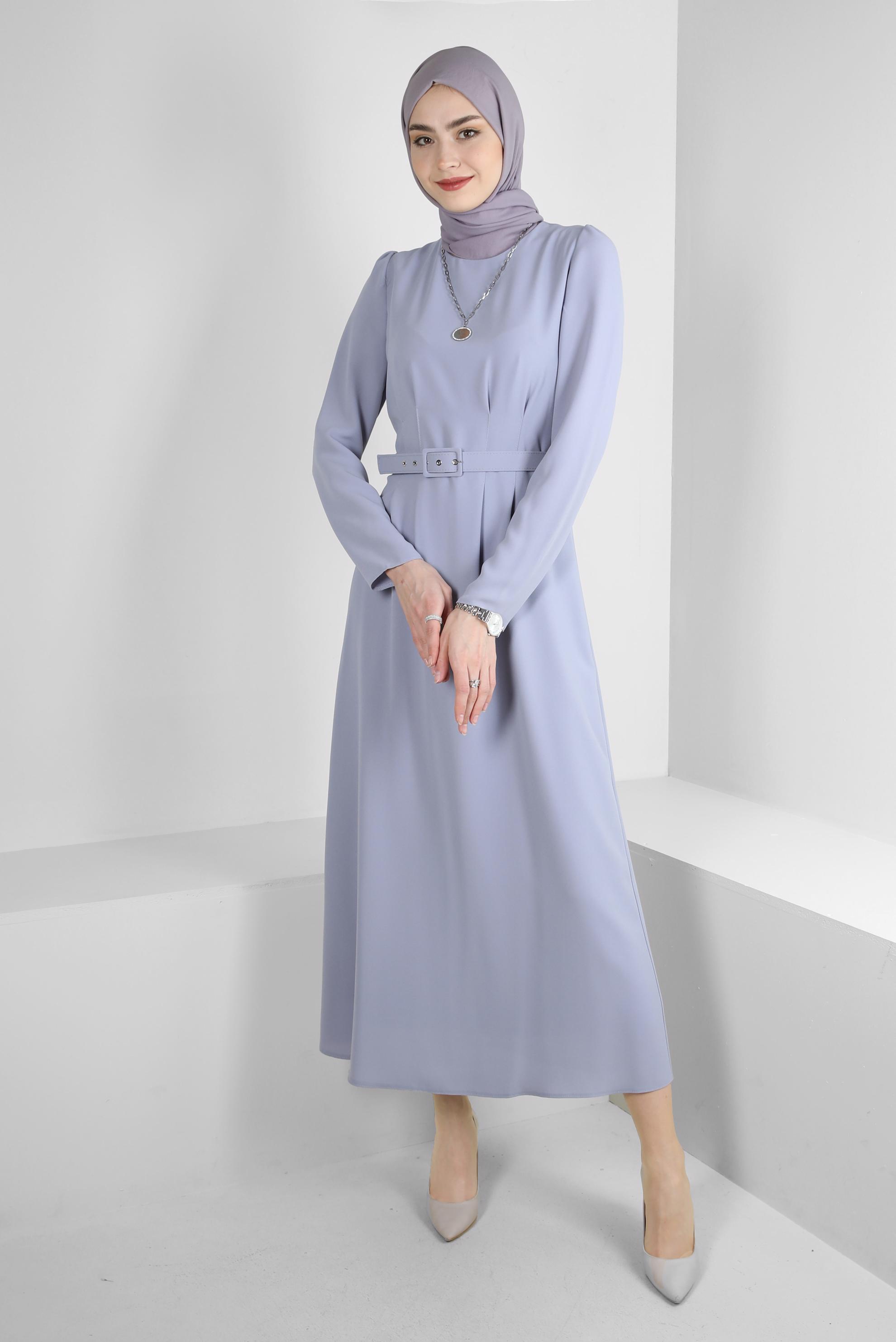 Tesettür giyim GRİ KEMERLİ PENS DETAYLI KREP ELBİSE 43513