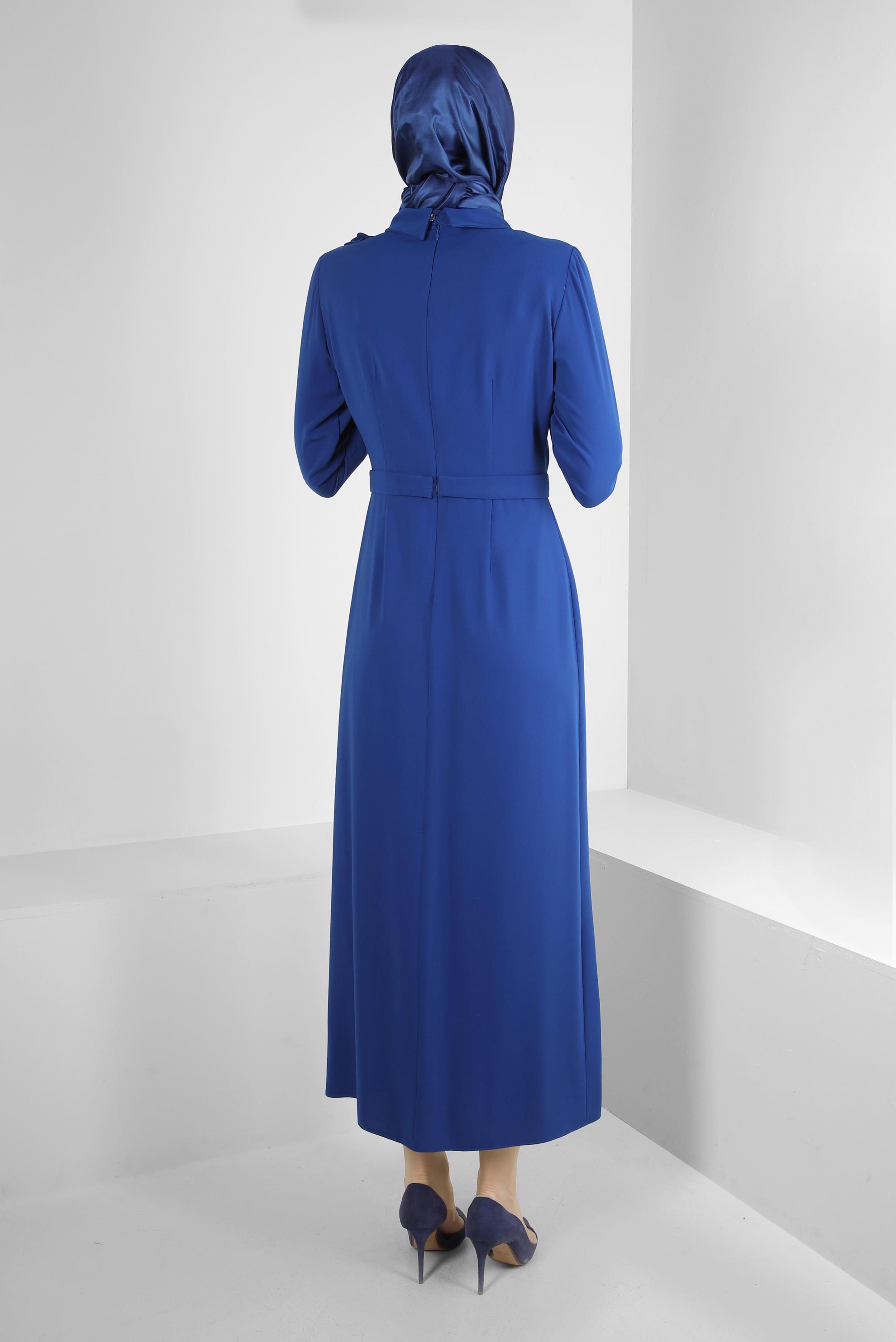 Tesettür giyim LACİVERT AKSESUARLI DRAPE DETAYLI ELBİSE 43519