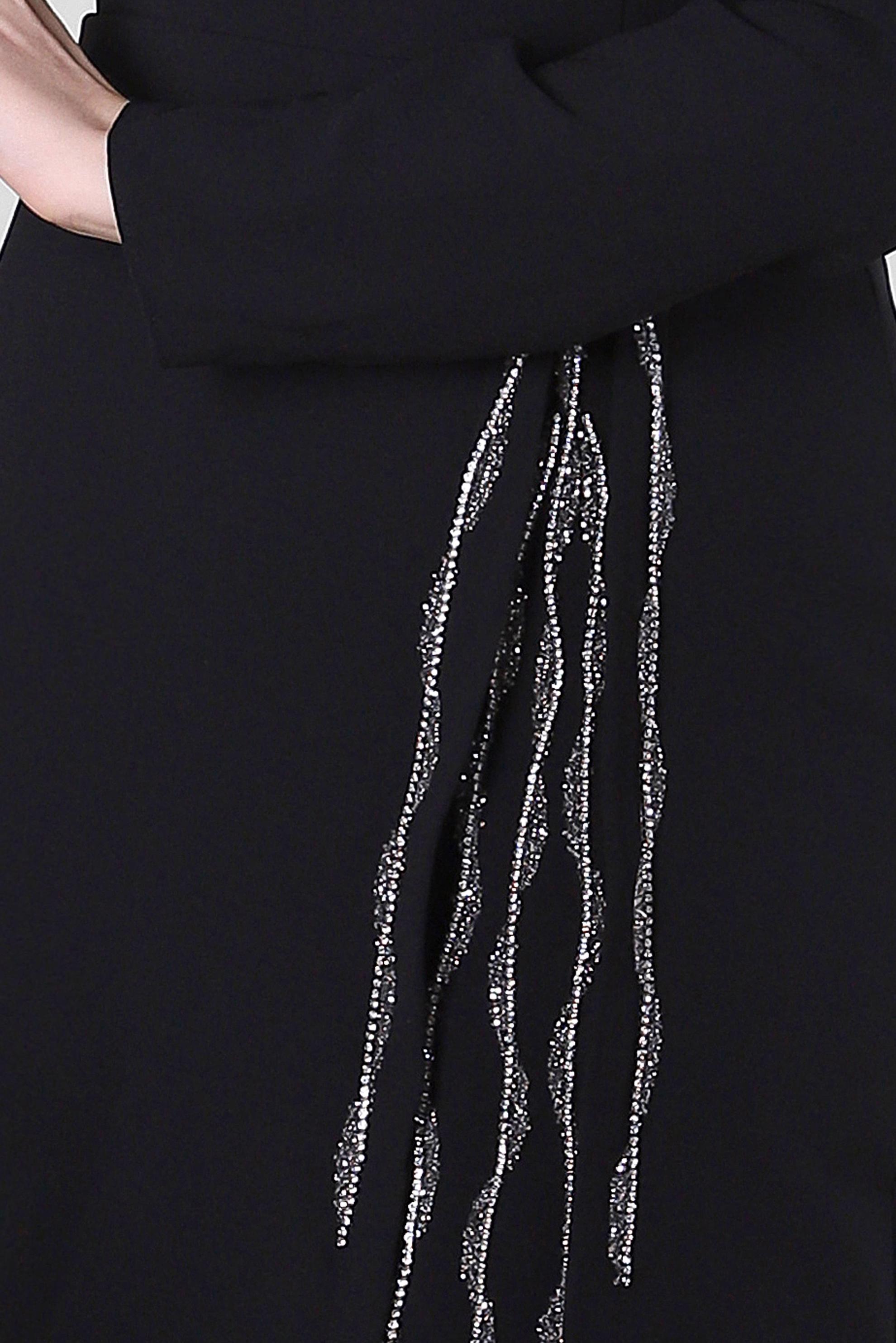 Tesettür giyim SİYAH TAŞ İŞLEME DETAYLI KREP ELBİSE 43544