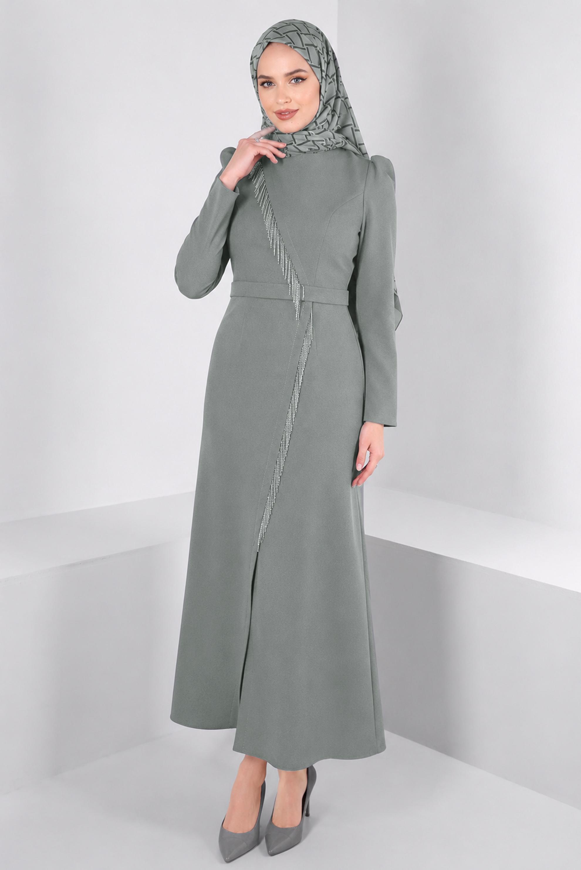 Vêtements hijab GRIS ROBE EN CRÊPE À VOLANTS 43588