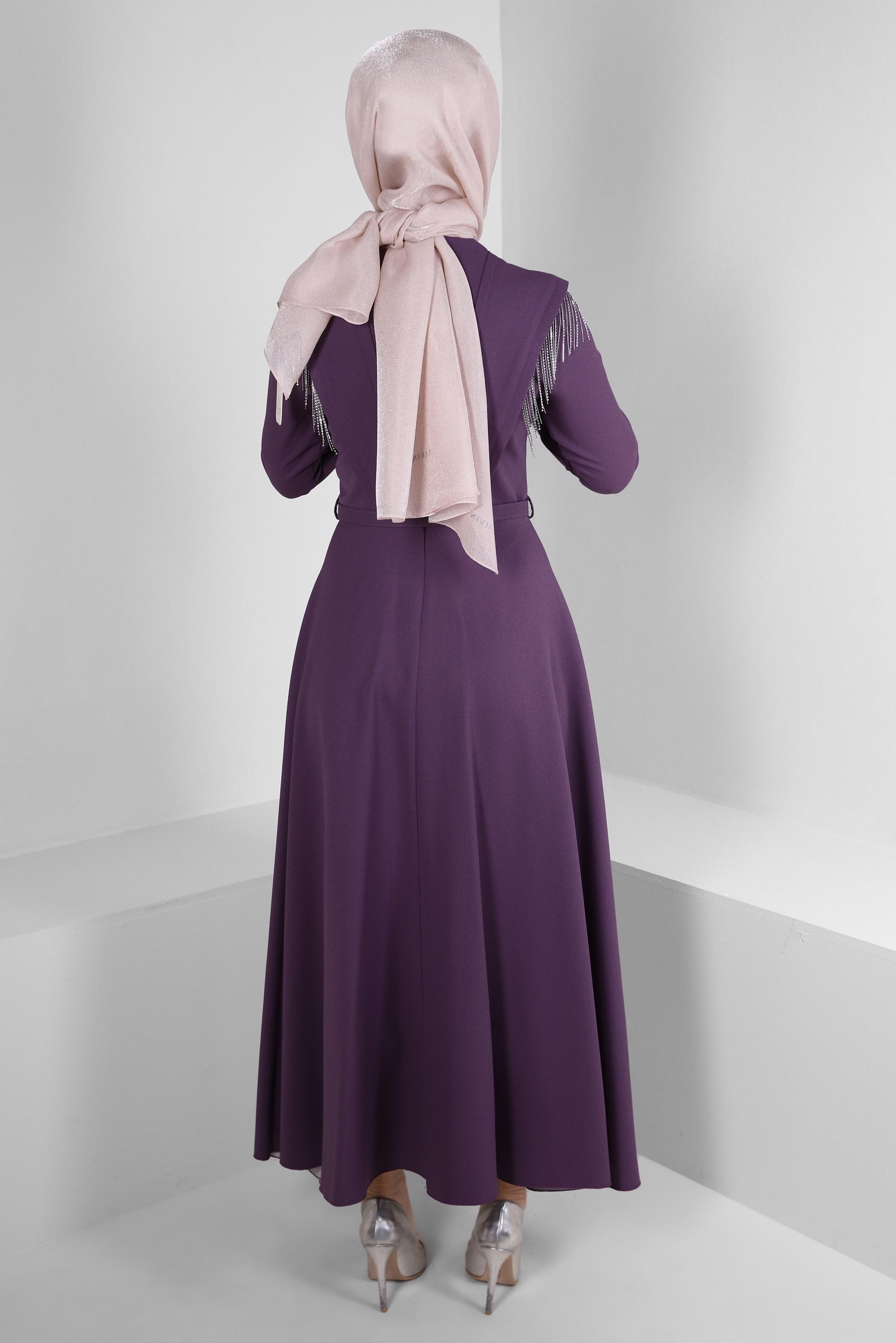 Tesettür giyim MOR ZİNCİR DETAYLI KEMERLİ KREP ELBİSE 43589