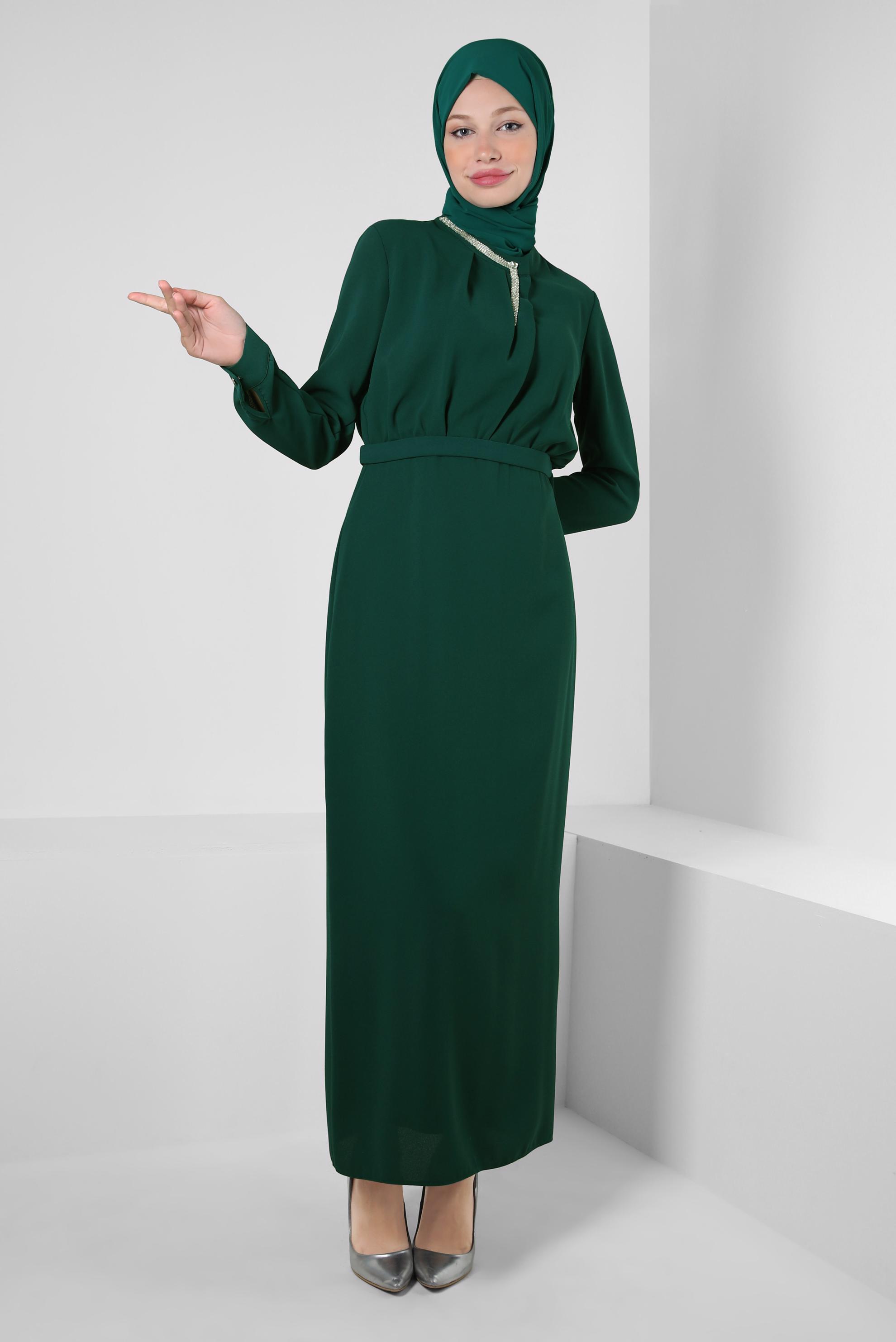 Tesettür giyim MAVİ YAKASI TAŞ DETAYLI KREP ELBİSE 43614