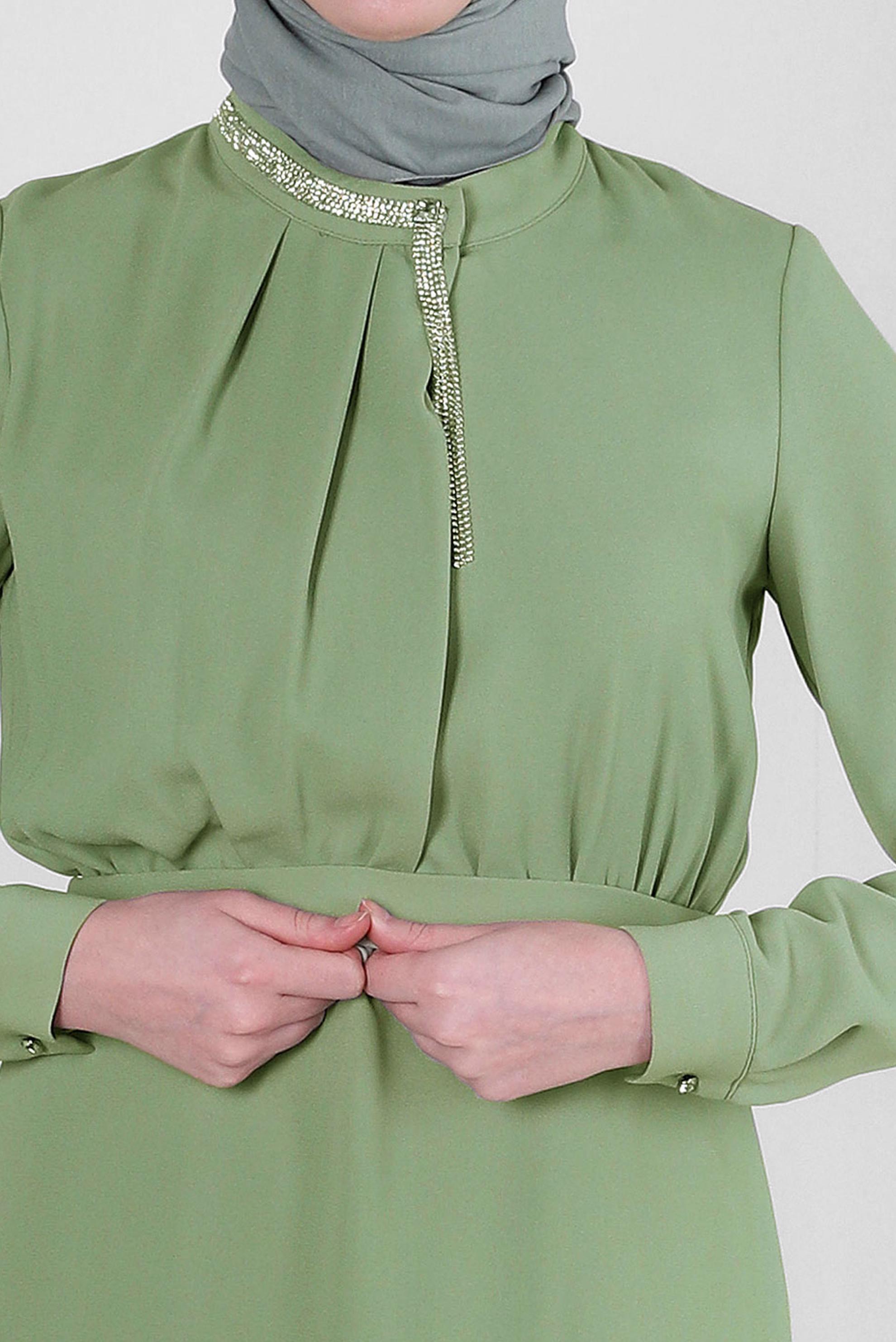 Tesettür giyim YEŞİL YAKASI TAŞ DETAYLI KREP ELBİSE 43614