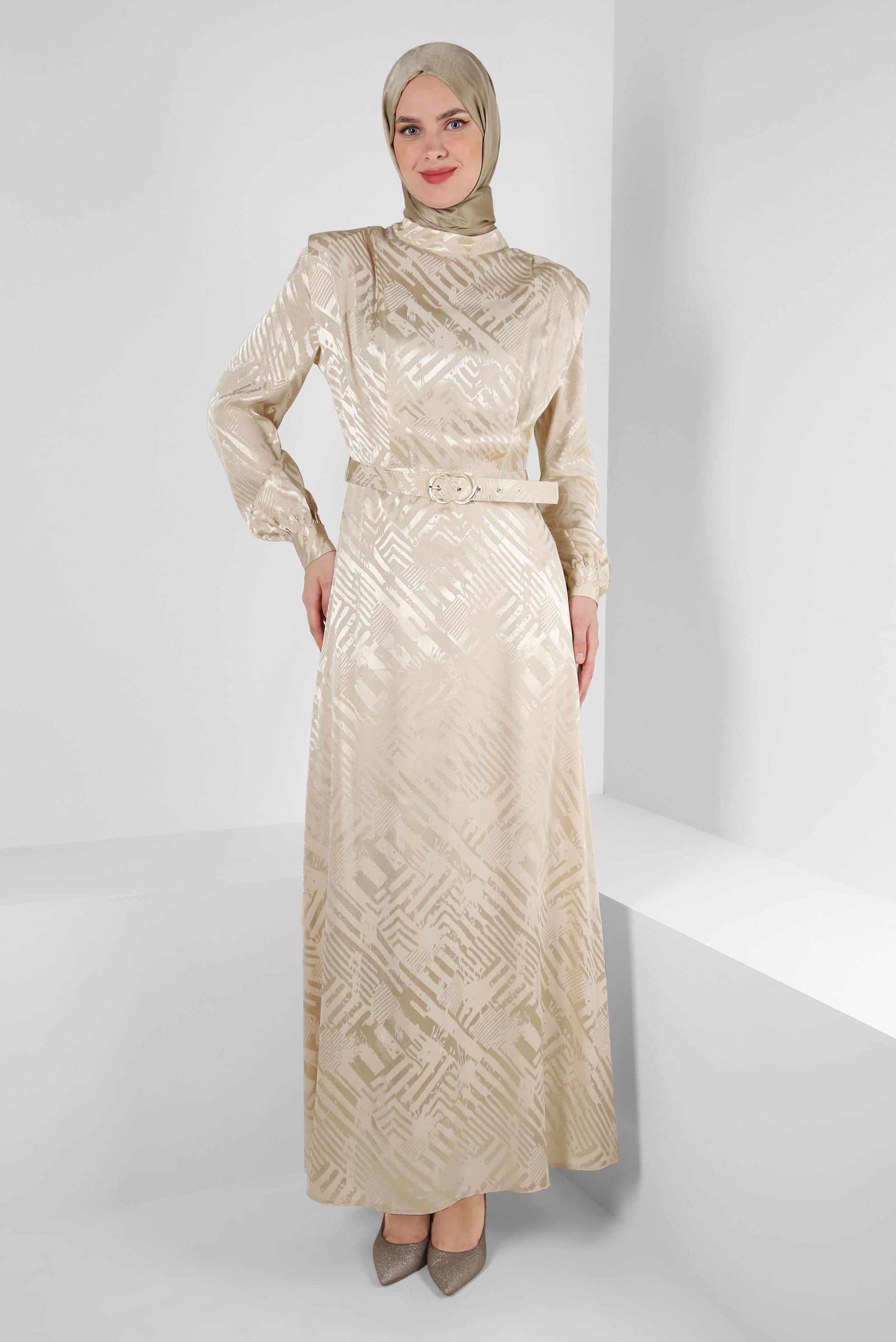 Tesettür giyim BEJ KEMERLİ JAKAR SATEN ELBİSE 43615