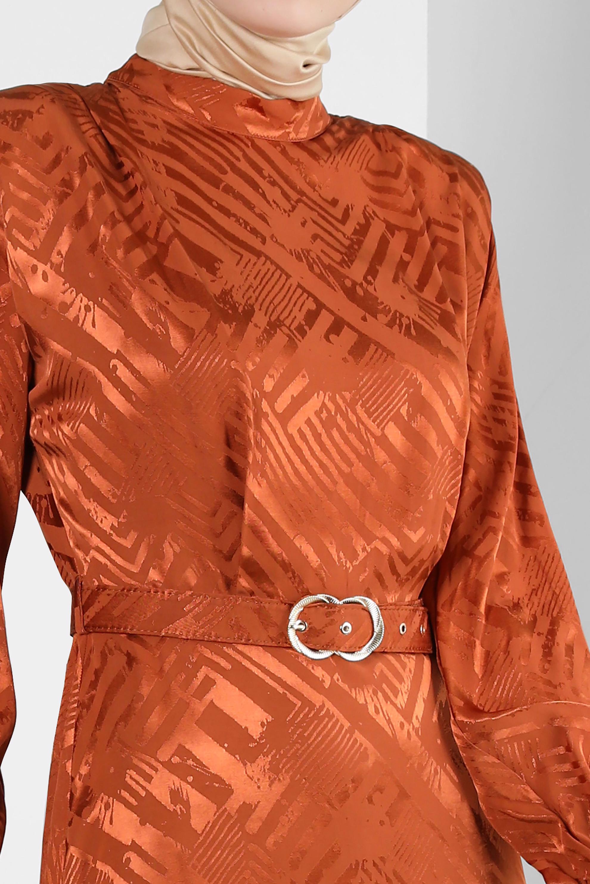 Tesettür giyim TURUNCU KEMERLİ JAKAR SATEN ELBİSE 43615