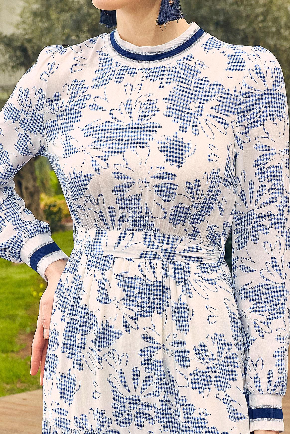 Tesettür giyim LACİVERT DESENLİ ŞERİT DETAYLI KUŞAKLI ELBİSE 43630