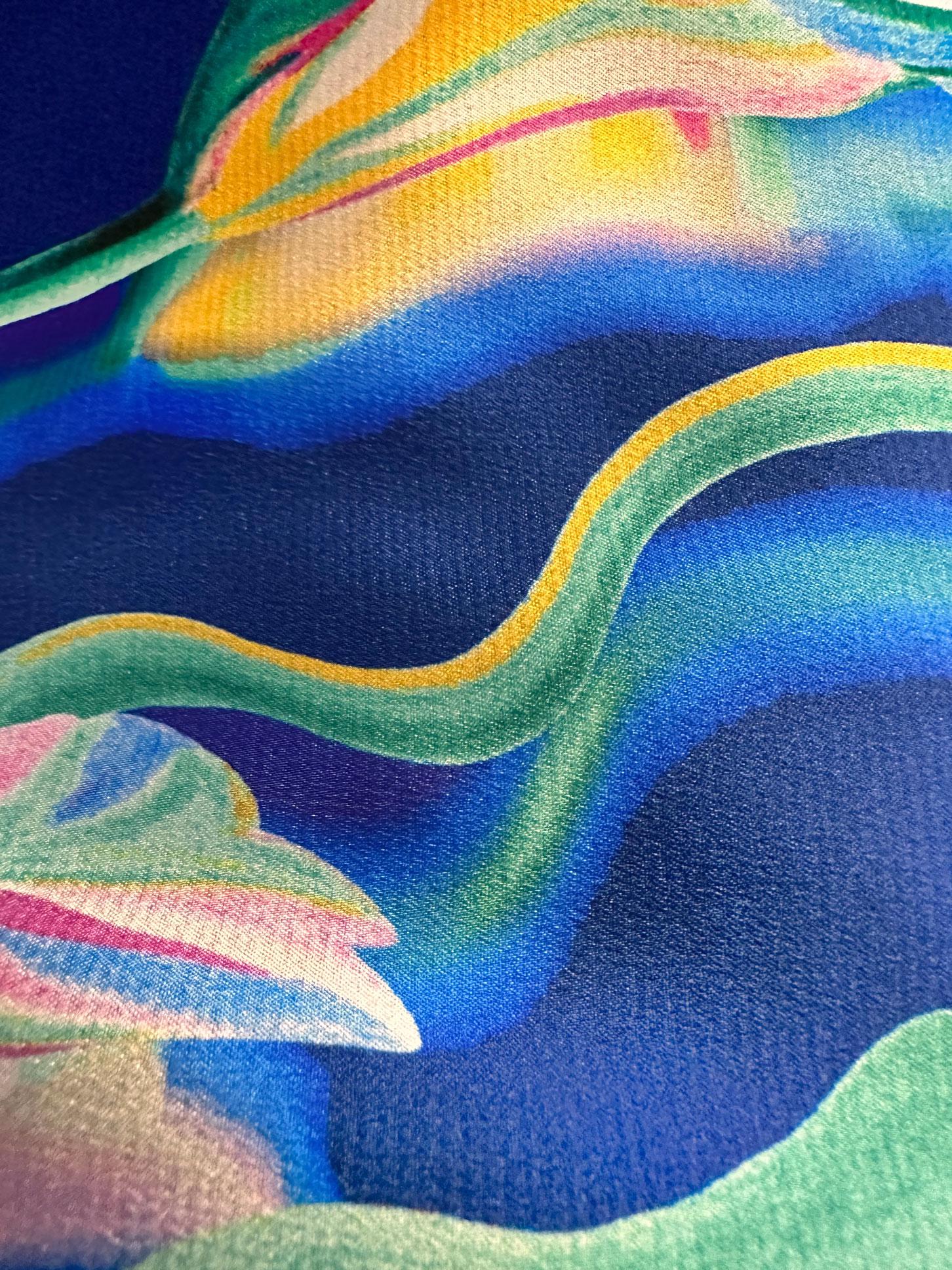 Tesettür giyim LACİVERT DESENLİ KEMERLİ SATEN ELBİSE 43655