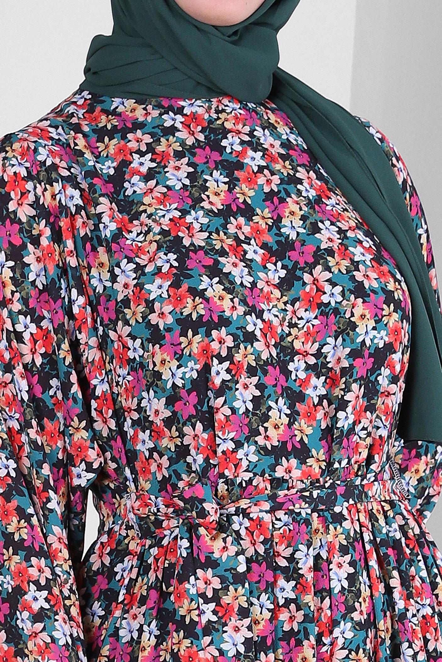 Tesettür giyim YEŞİL ÇİÇEK DESENLİ KUŞAKLI KREP ELBİSE 43658