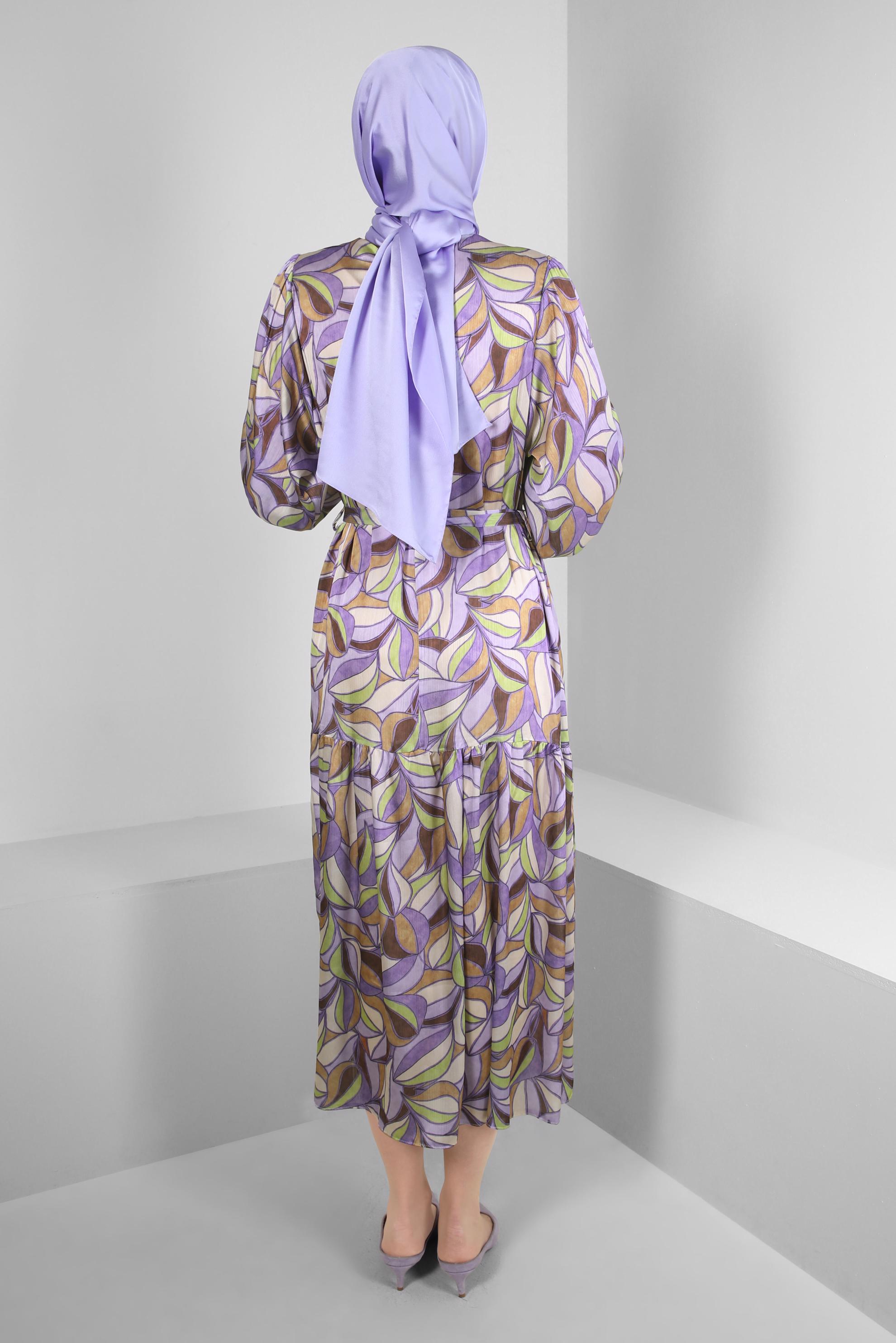 Tesettür giyim MOR DESENLİ KUŞAKLI GENİŞ KOL ELBİSE 43660