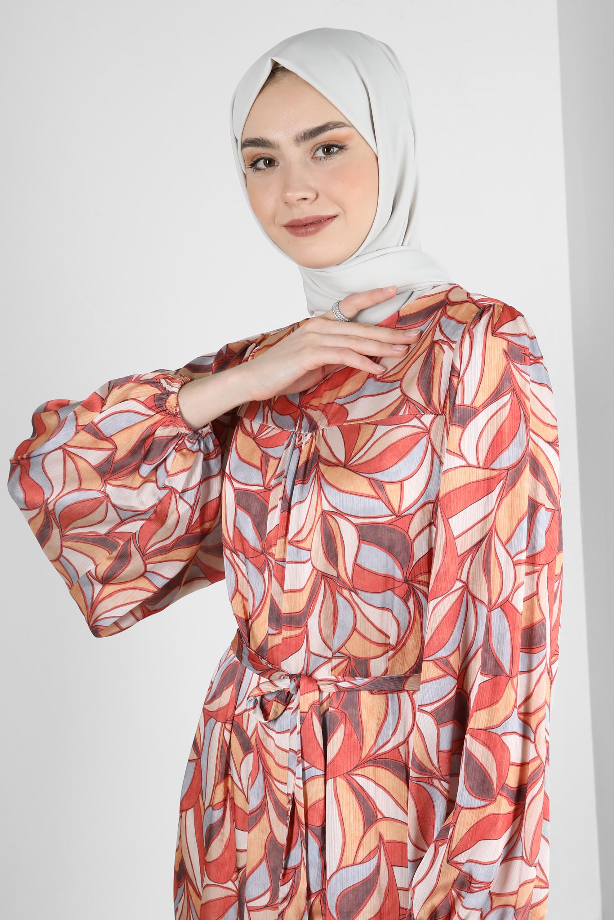 Tesettür giyim TURUNCU DESENLİ KUŞAKLI GENİŞ KOL ELBİSE 43660