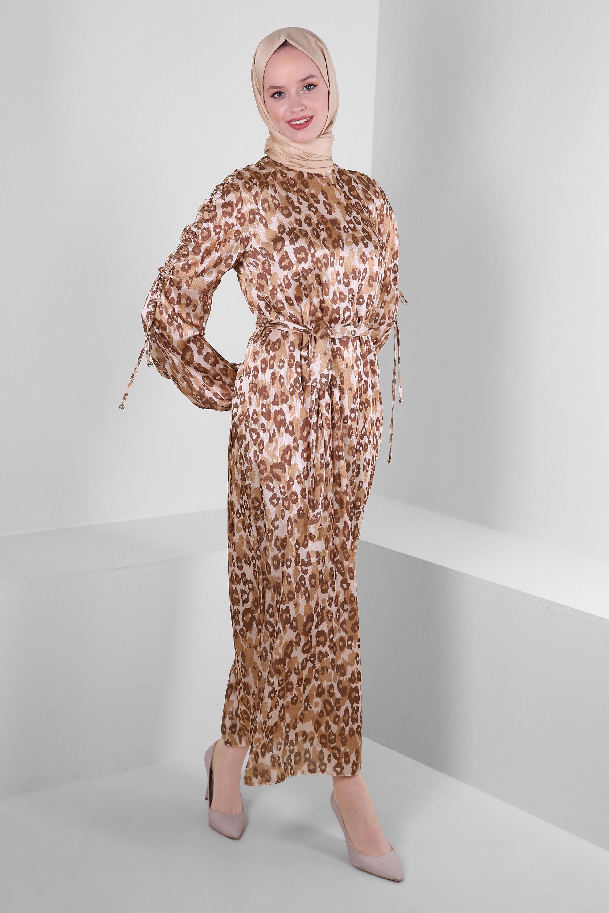 Tesettür giyim KAHVE LEOPAR DESENLİ KUŞAKLI ELBİSE 43686