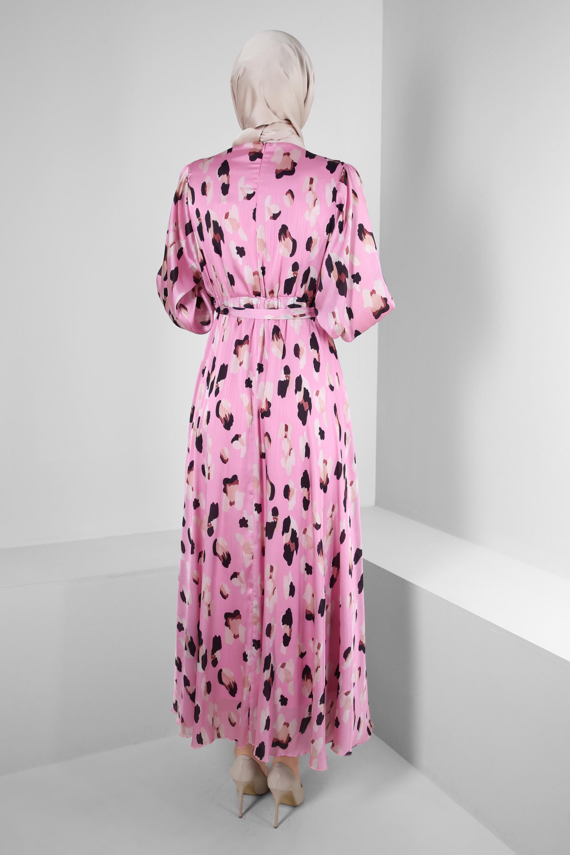 Tesettür giyim PEMBE DESENLİ BELİ LASTİKLİ KUŞAKLI ELBİSE 43719