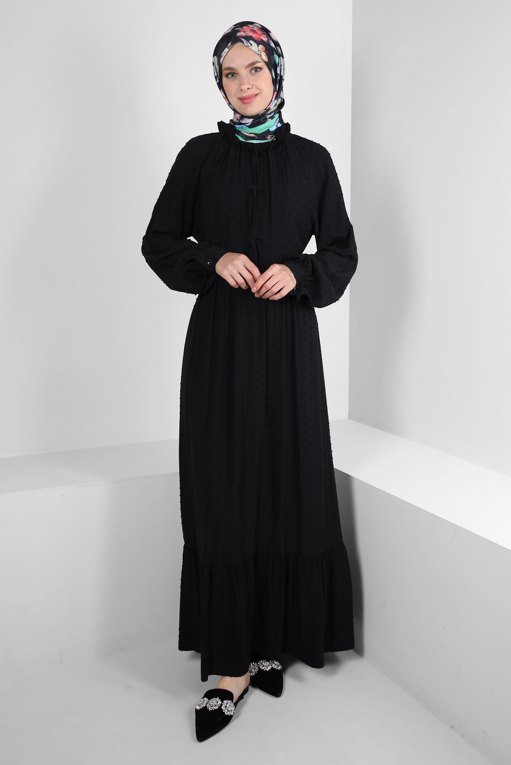 Tesettür giyim SİYAH ROBALI BAĞLAMA DETAYLI ELBİSE 43744 