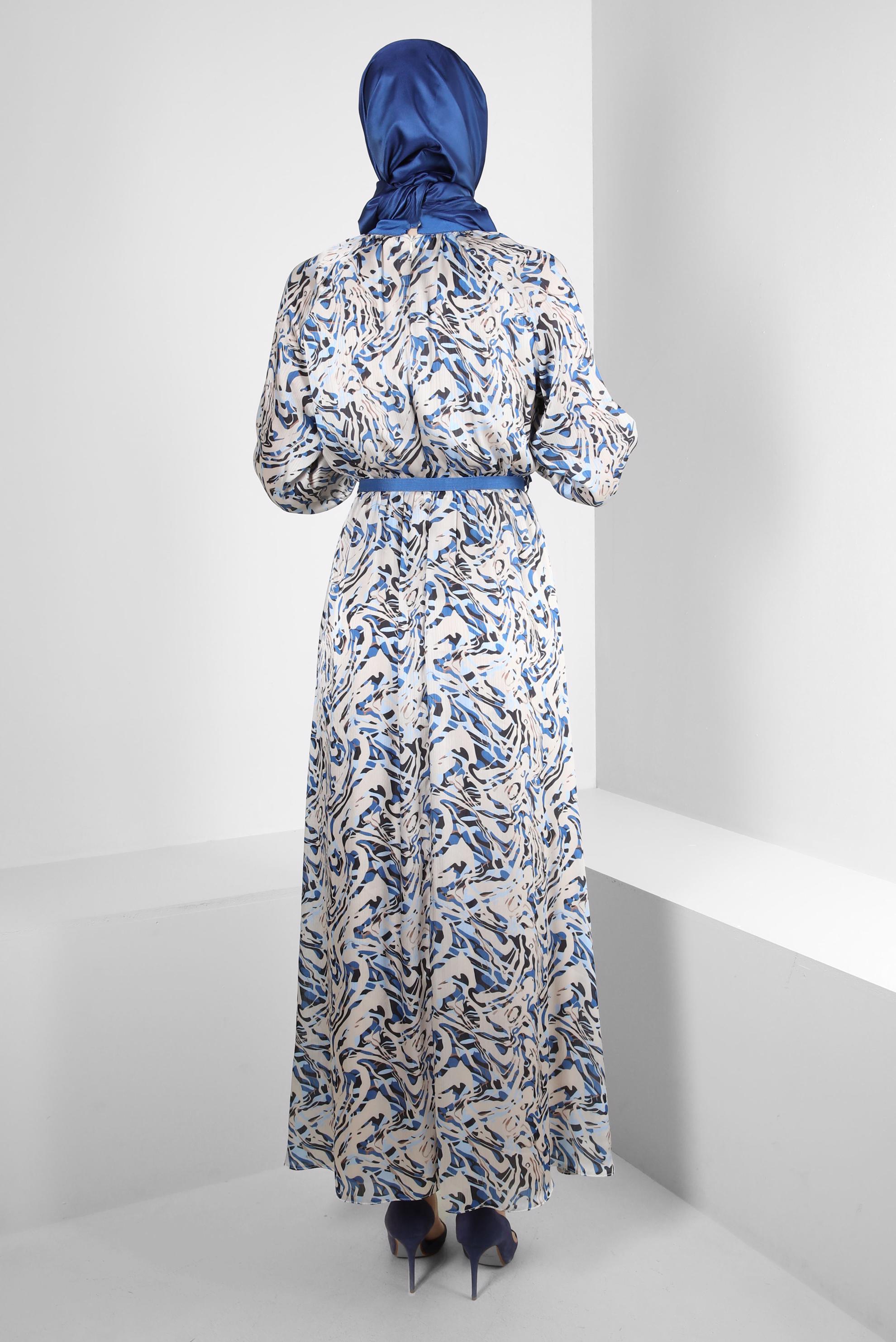 Tesettür giyim LACİVERT DESENLİ MANŞETLERİ BAĞLAMALI KEMERLİ ELBİSE 43747