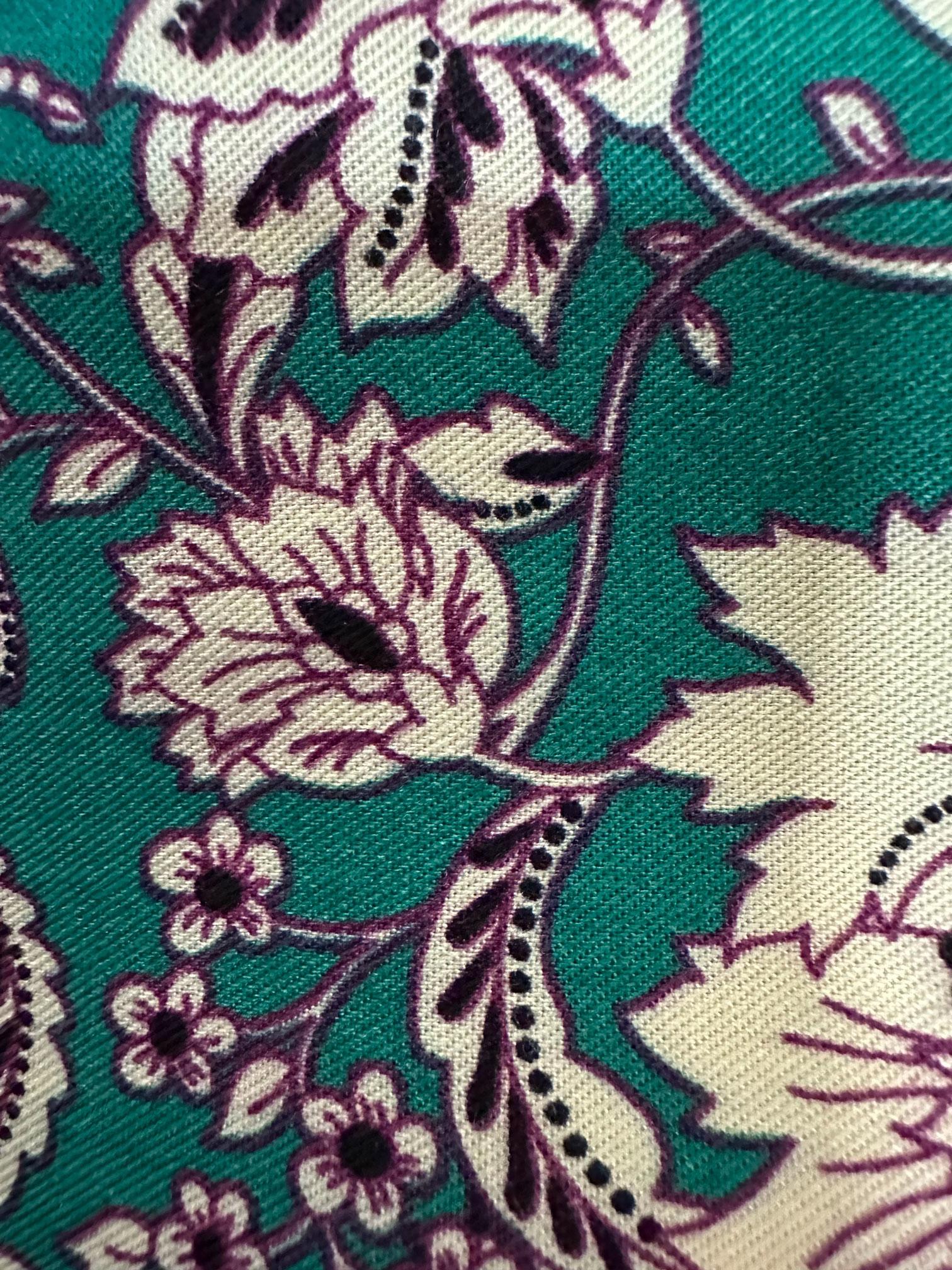 Tesettür giyim YEŞİL DESENLİ YAKASI BAĞLAMALI ELBİSE 43748