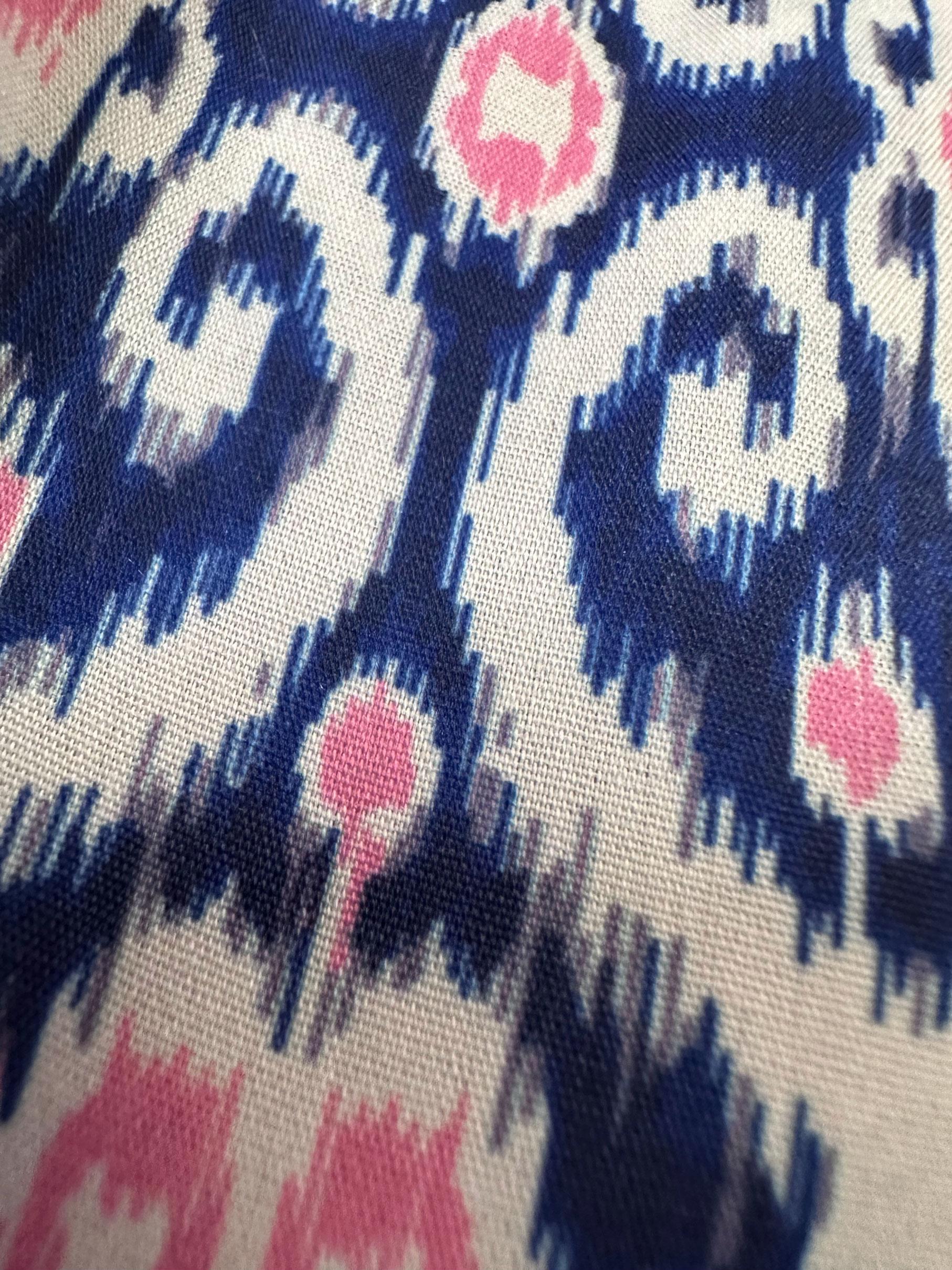 Tesettür giyim LACİVERT ETNİK DESENLİ KUŞAKLI DÜĞMELİ ELBİSE 43749