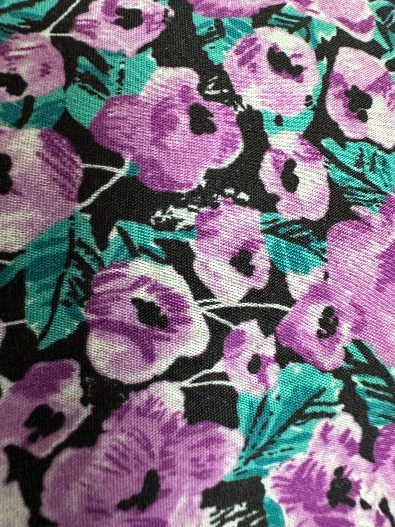 Tesettür giyim MOR ÇİÇEK DESENLİ DÜĞMELİ ELBİSE 43752