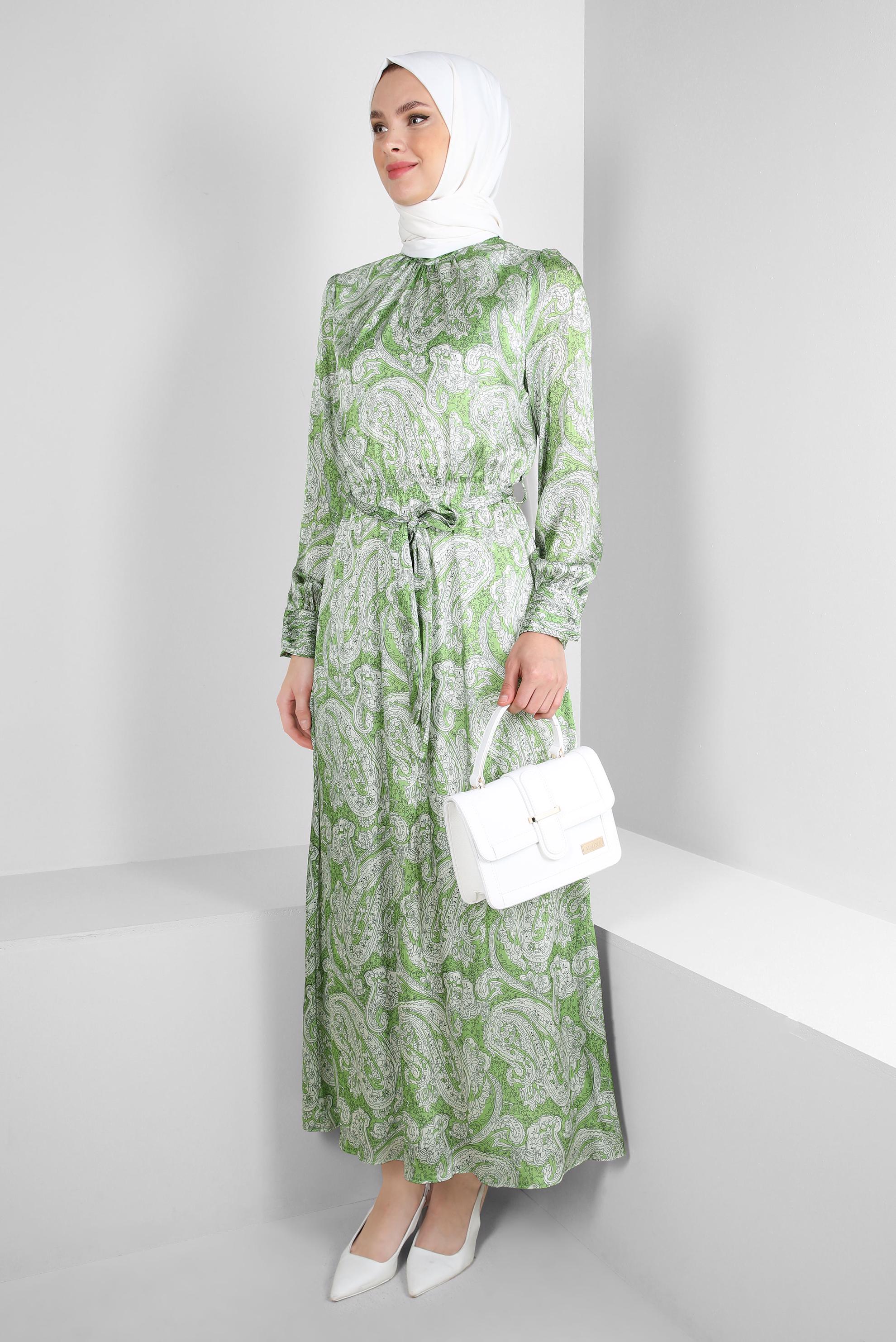 Tesettür giyim YEŞİL ETNİK DESENLİ KUŞAKLI ELBİSE 43753	