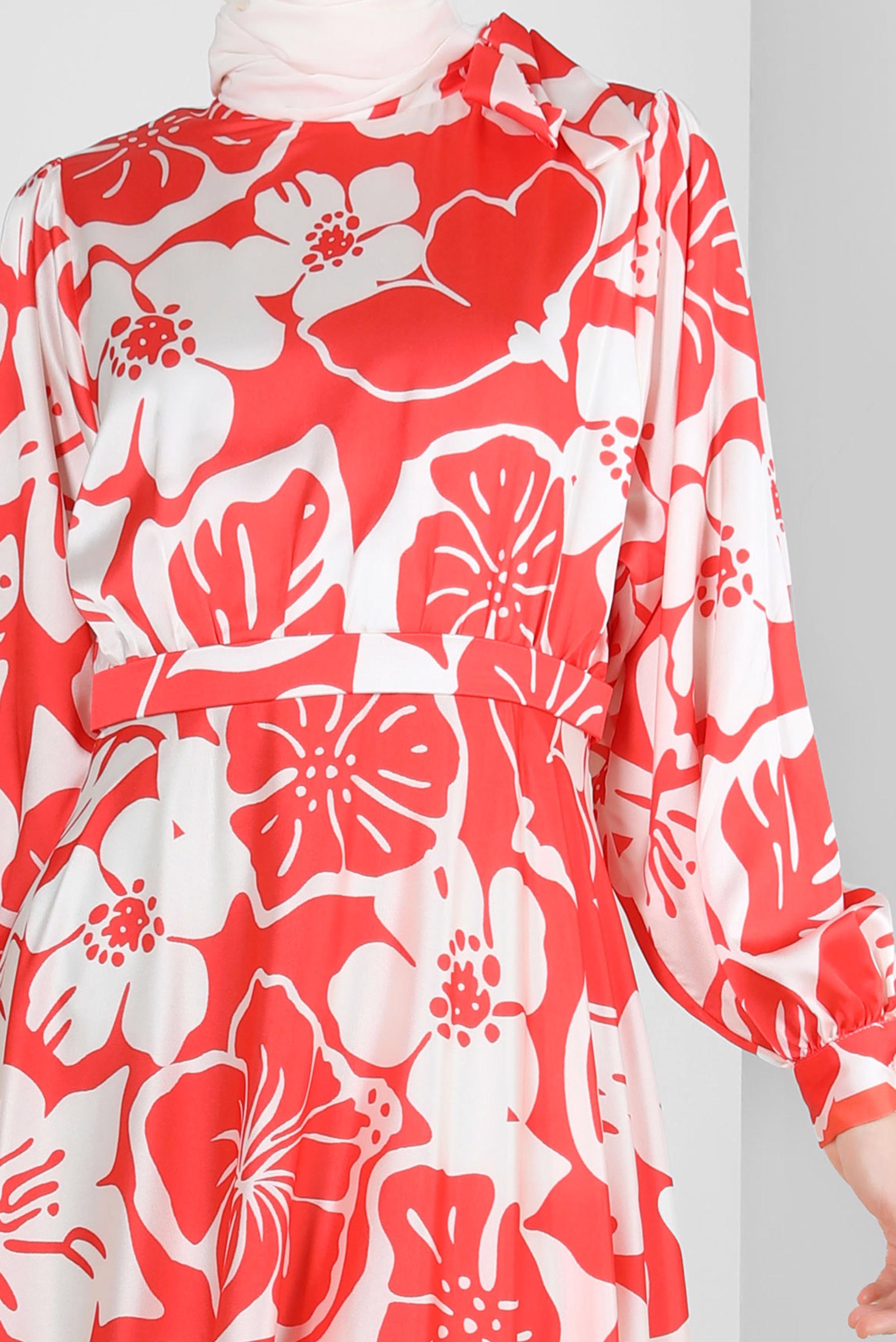 Tesettür giyim MERCAN ÇİÇEK DESENLİ YAKASI BAĞLAMALI SATEN ELBİSE 43769