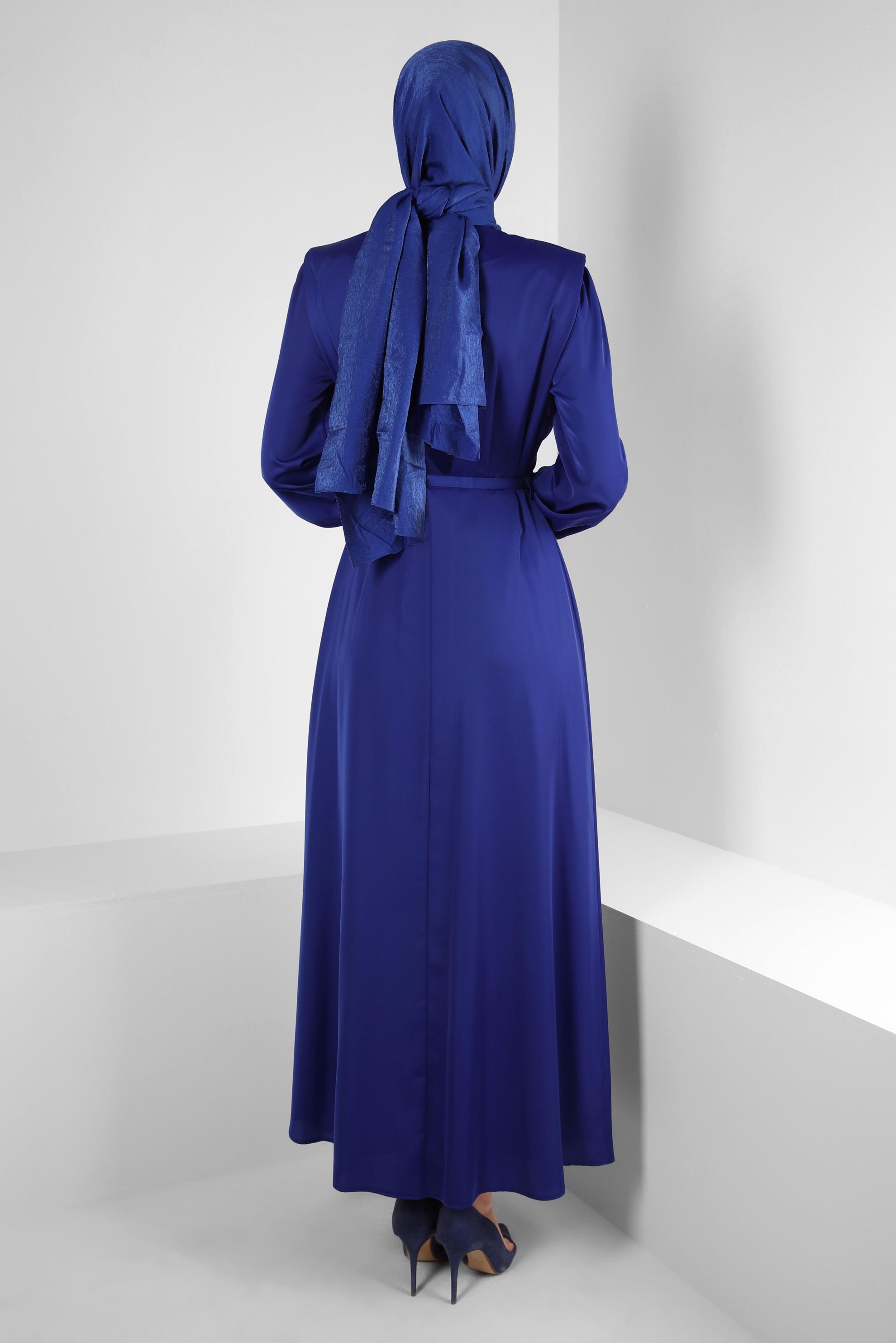 Tesettür giyim LACİVERT BİSİKLET YAKA KEMERLİ DÜZ ELBİSE 43780