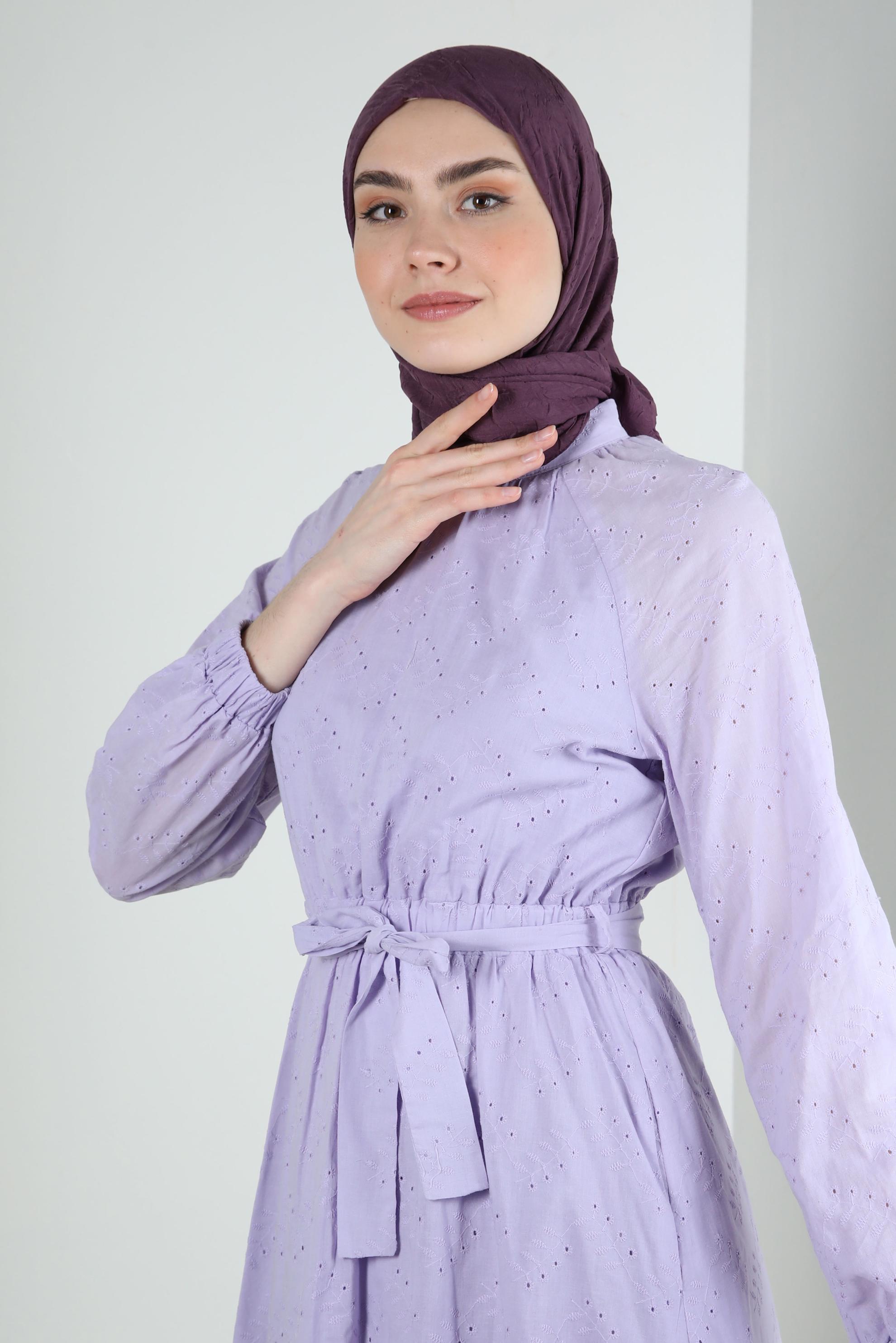 Tesettür giyim MOR BELİ BÜZGÜLÜ KUŞAKLI ELBİSE 43821