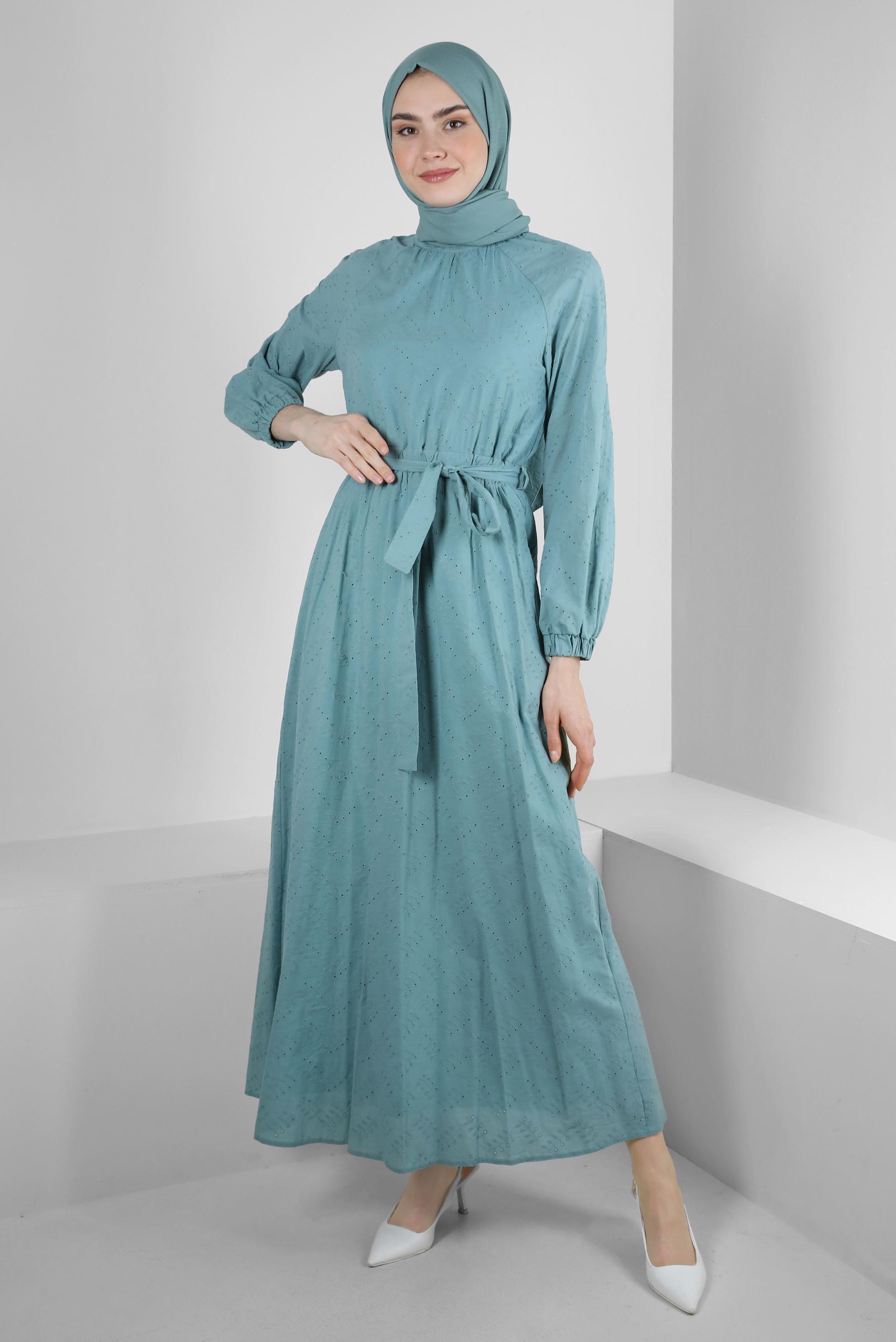 Tesettür giyim MAVİ BELİ BÜZGÜLÜ KUŞAKLI ELBİSE 43821