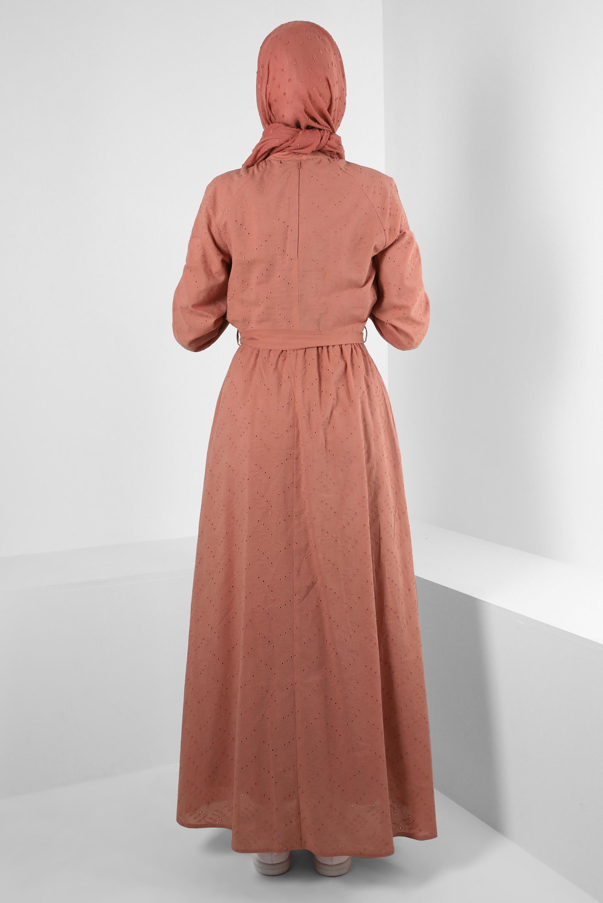 Tesettür giyim PEMBE BELİ BÜZGÜLÜ KUŞAKLI ELBİSE 43821