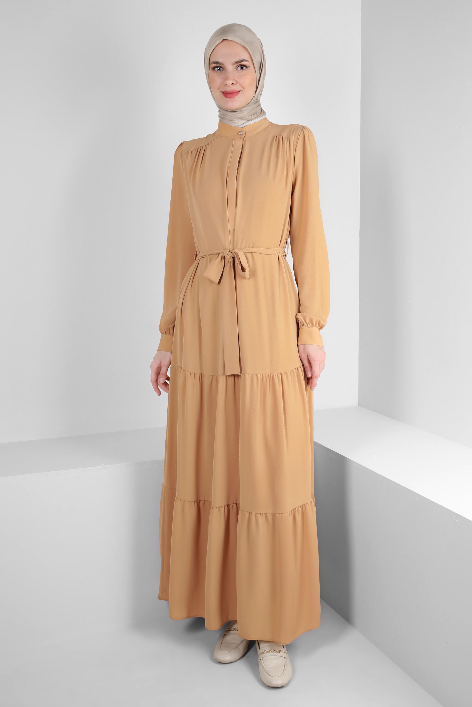 Tesettür giyim KAHVE YAKASI DÜĞMELİ KUŞAKLI ELBİSE 43862